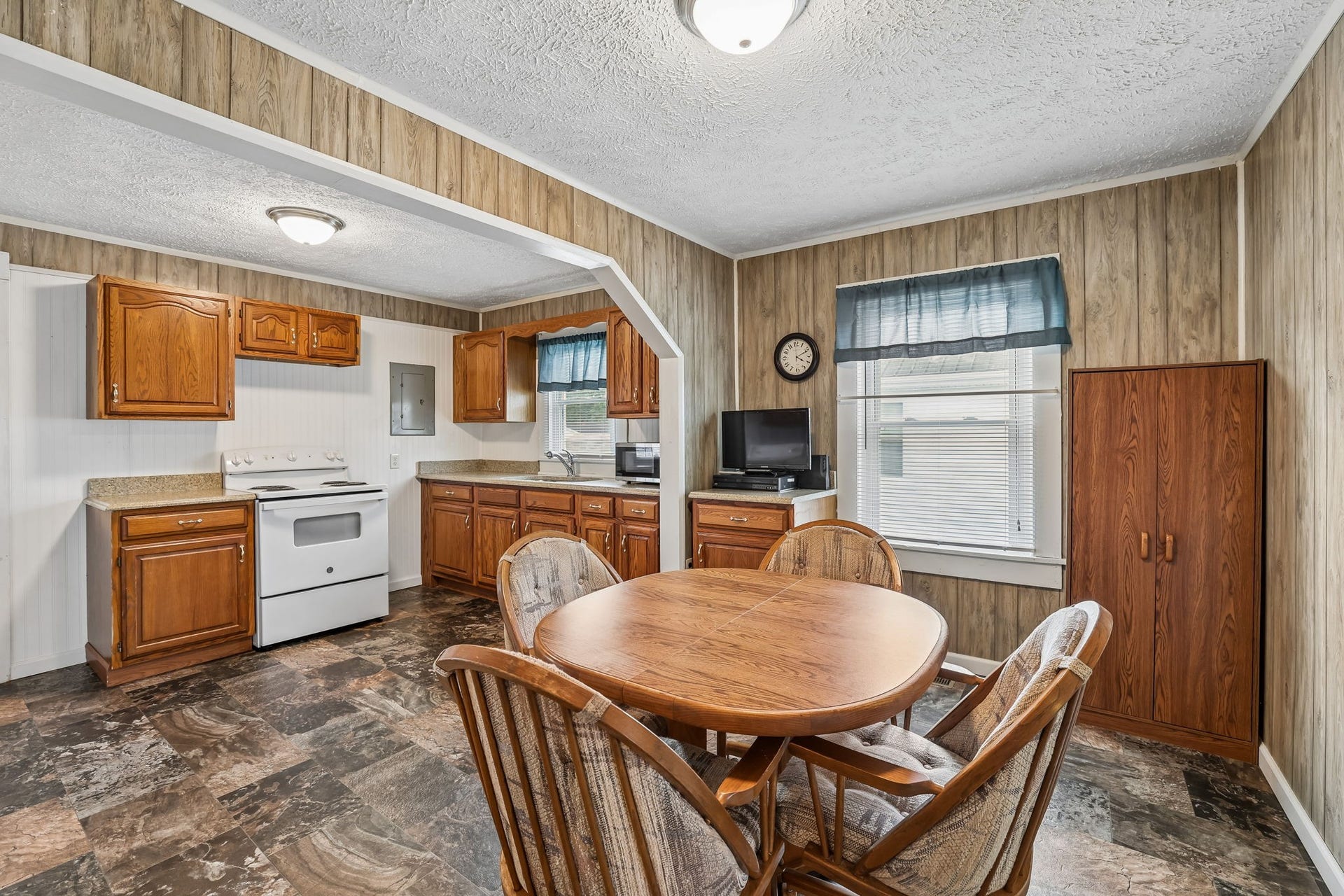 927 Trail St, Woodbury, TN 37190 927 Trail St, Woodbury, TN 37190