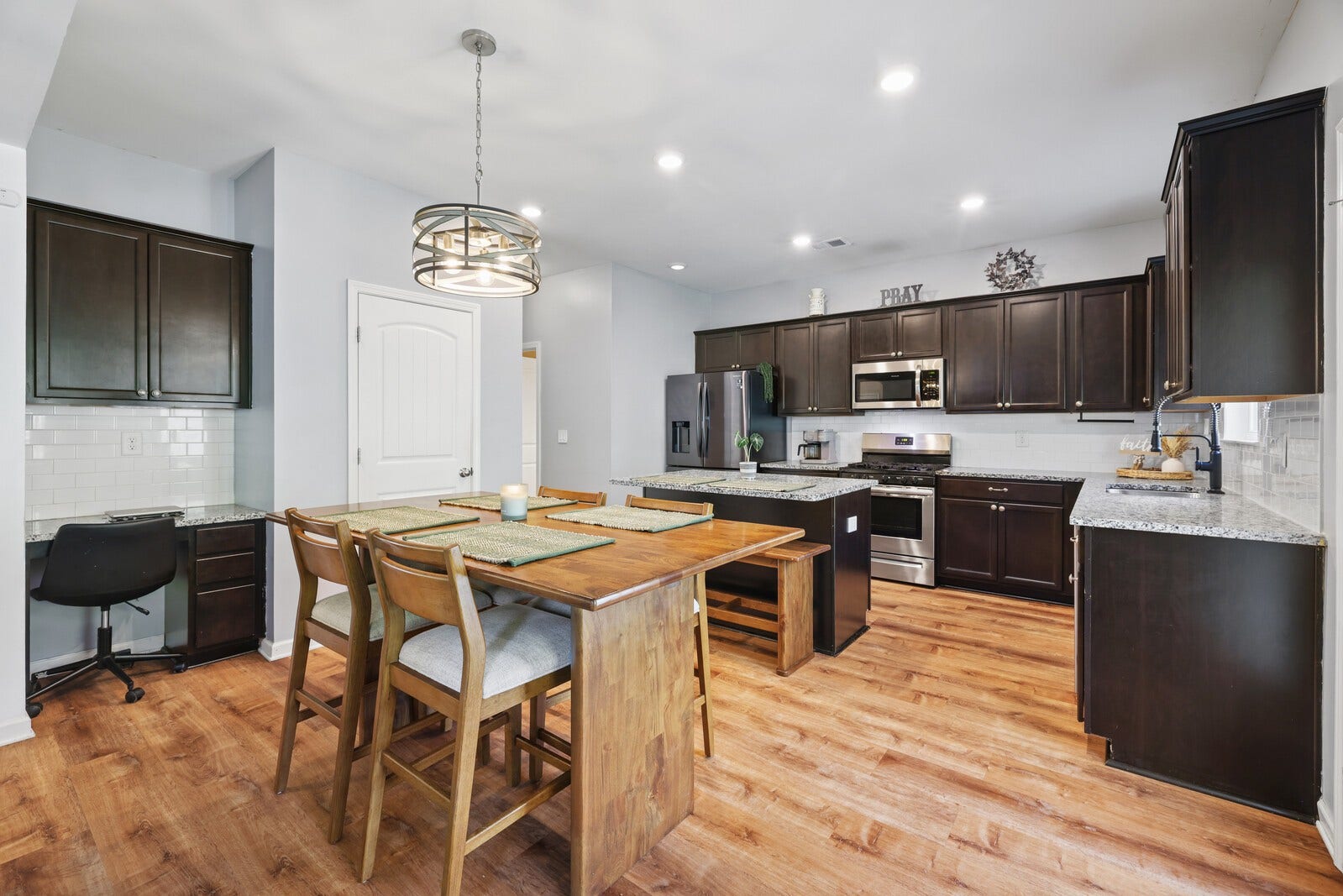 541 Burchell Ln, Columbia, TN 38401 541 Burchell Ln, Columbia, TN 38401