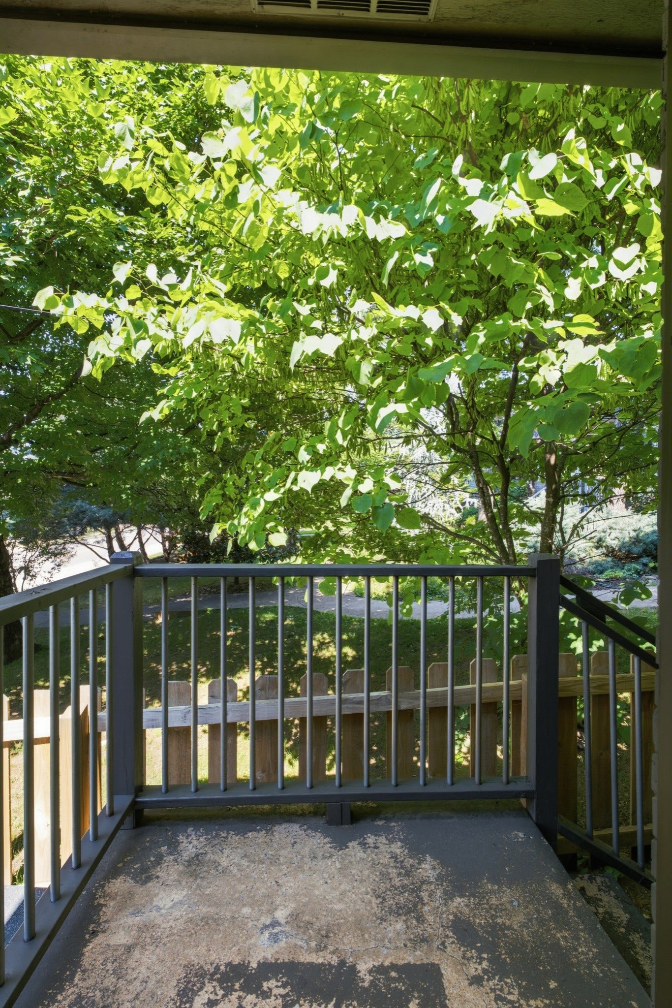 1147 Cahal Ave, Nashville, TN 37206