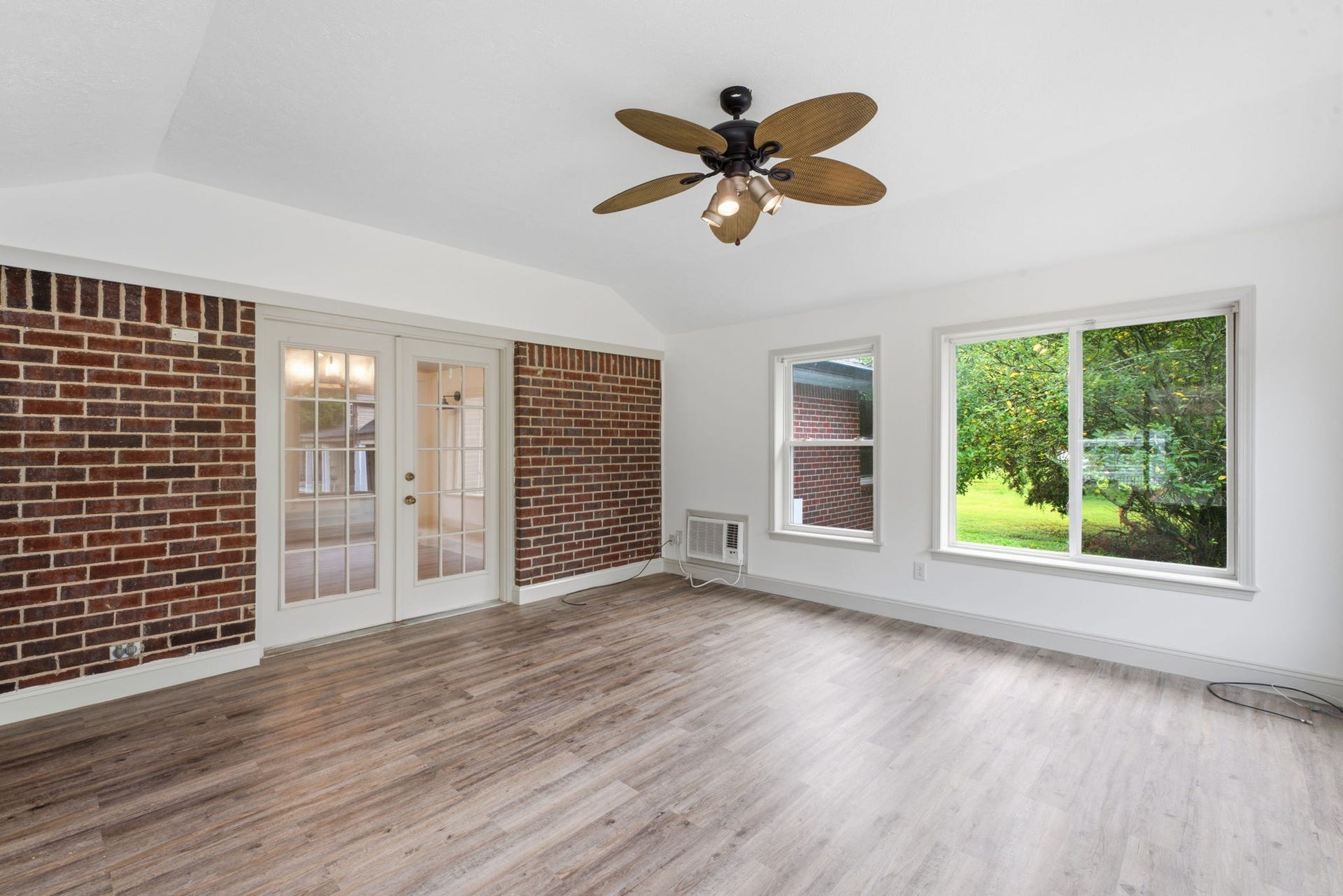 5373 Blackman Rd, Murfreesboro, TN 37129 5373 Blackman Rd, Murfreesboro, TN 37129