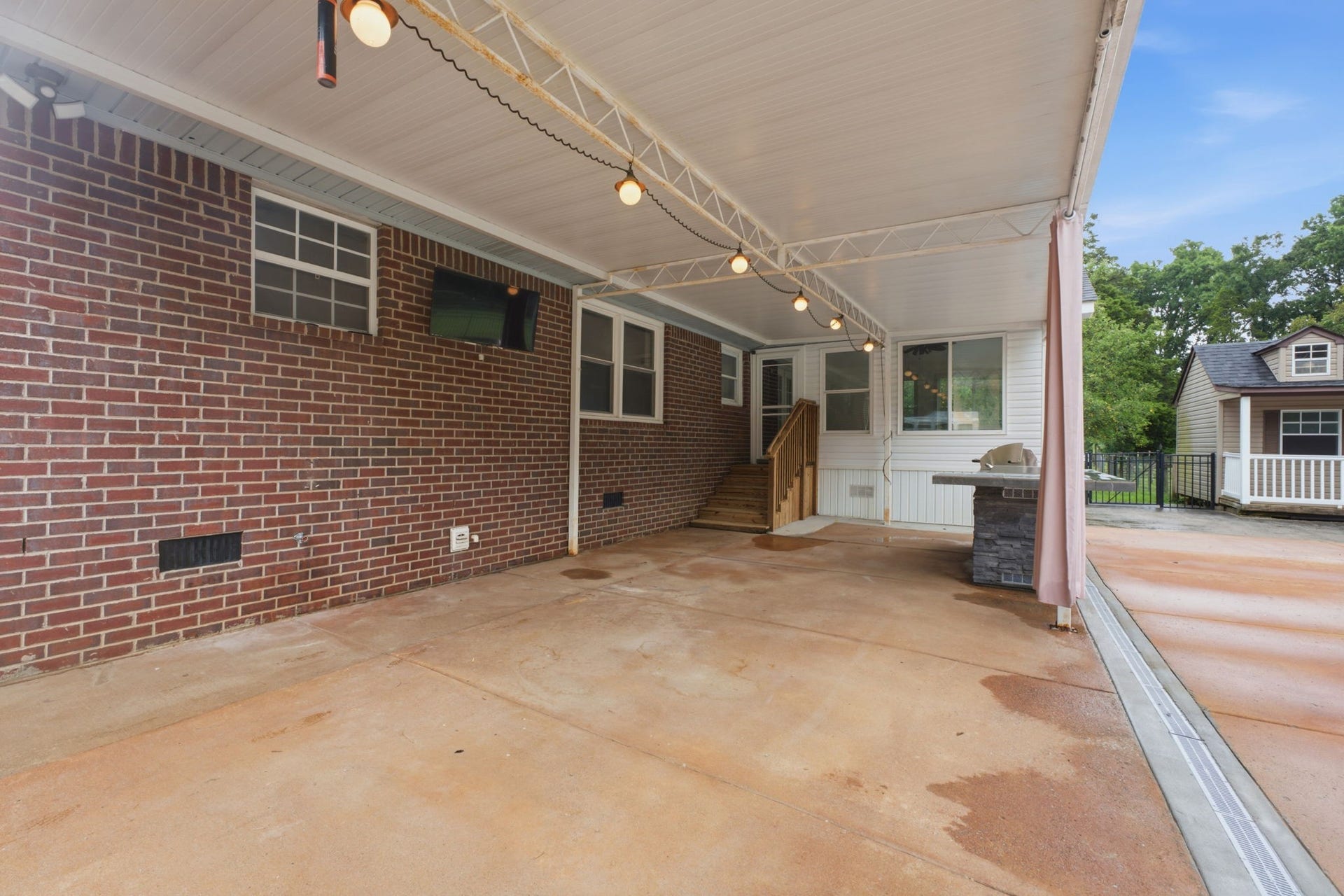 5373 Blackman Rd, Murfreesboro, TN 37129 5373 Blackman Rd, Murfreesboro, TN 37129