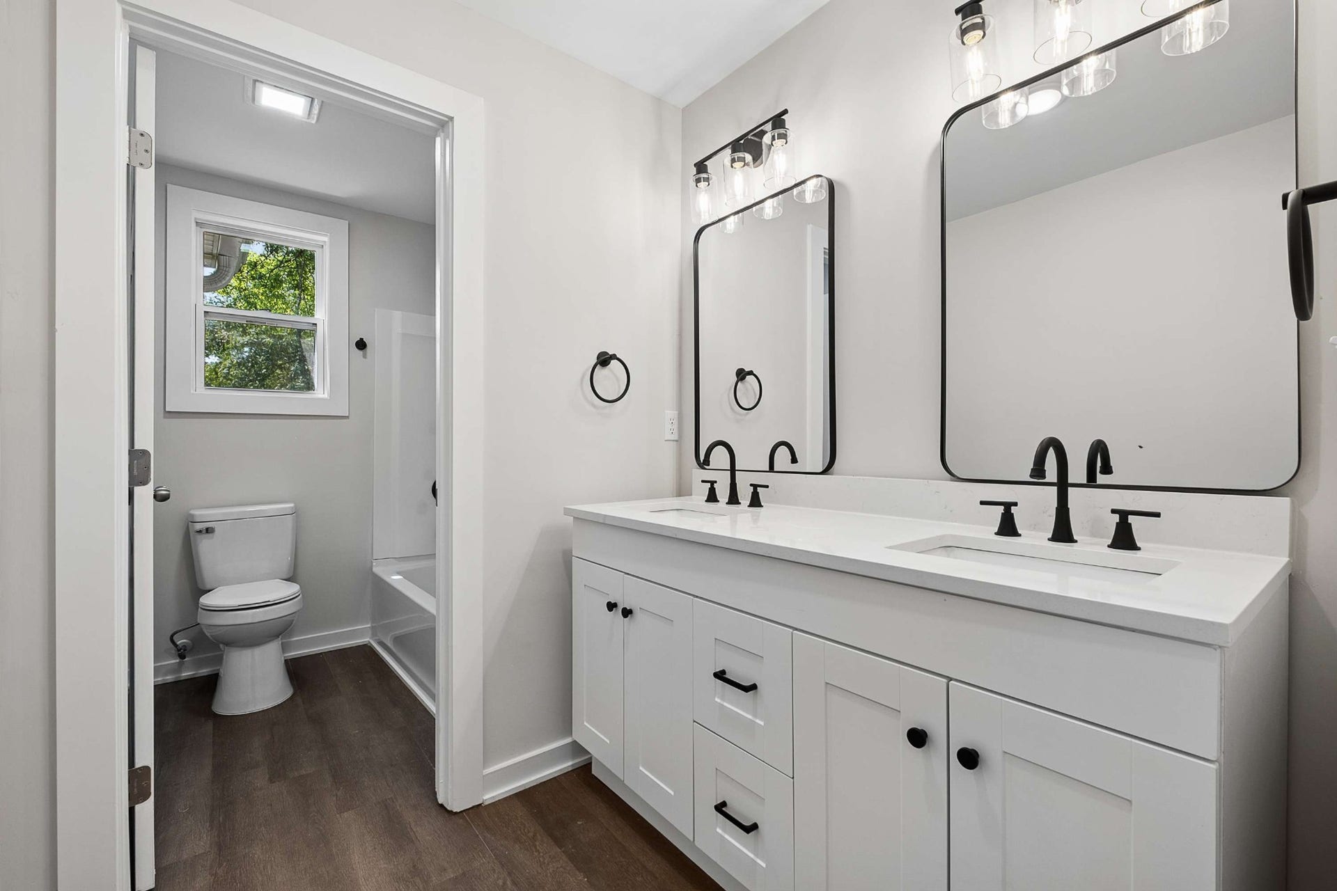 3701 Travis Ct, Murfreesboro, TN 37130 Dual vanity bathroom with new fixtures and cabinets
