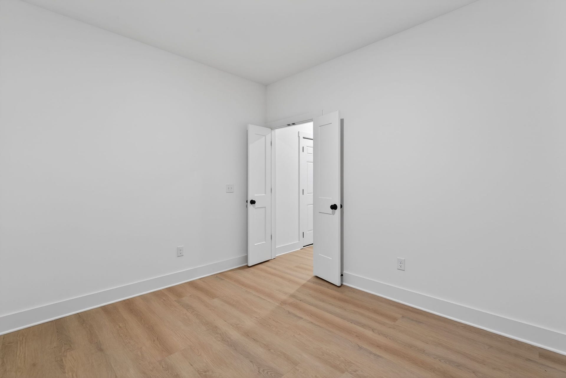 2974 Sharpstone Drive, Columbia, TN 38401 Photo is for representational purposes only.
