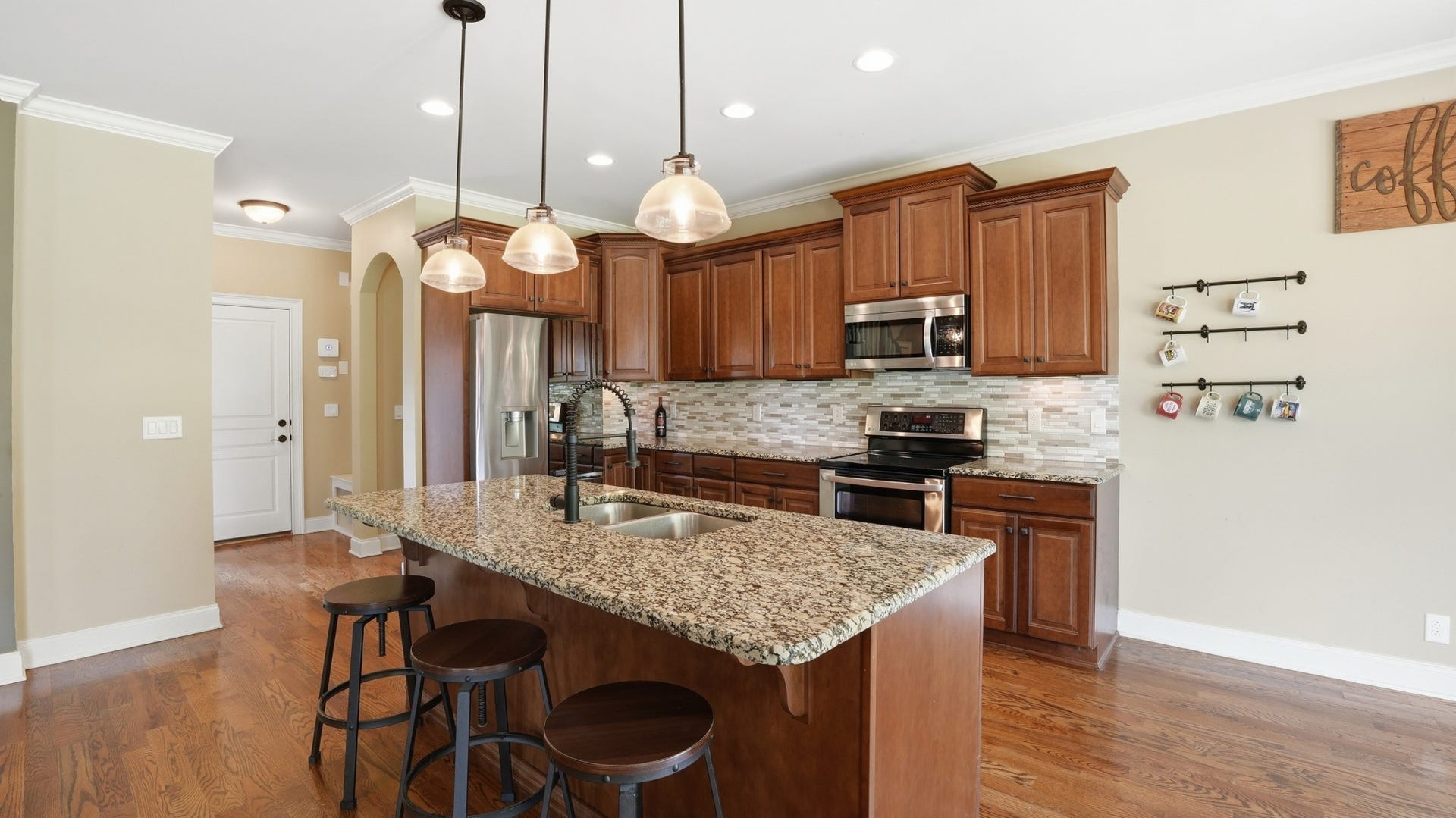 632 Tybarber Ave, Murfreesboro, TN 37129 632 Tybarber Ave, Murfreesboro, TN 37129