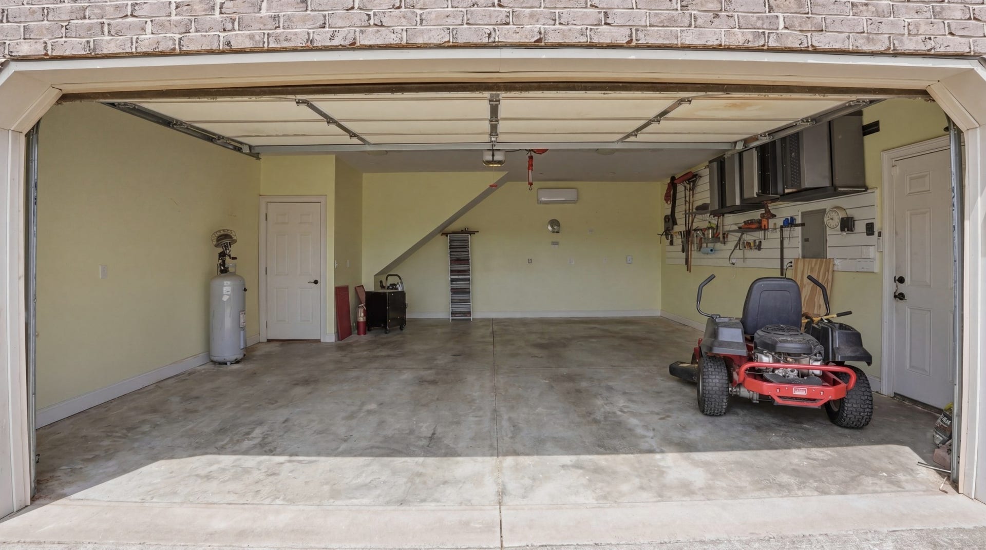 632 Tybarber Ave, Murfreesboro, TN 37129 632 Tybarber Ave, Murfreesboro, TN 37129