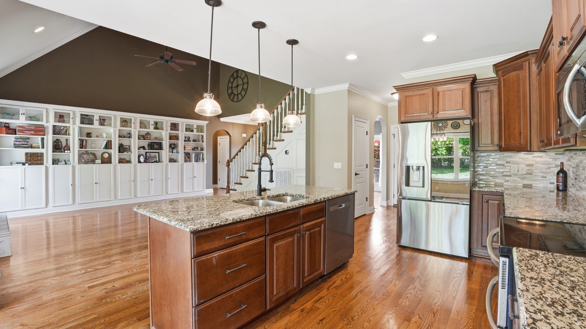632 Tybarber Ave, Murfreesboro, TN 37129 632 Tybarber Ave, Murfreesboro, TN 37129