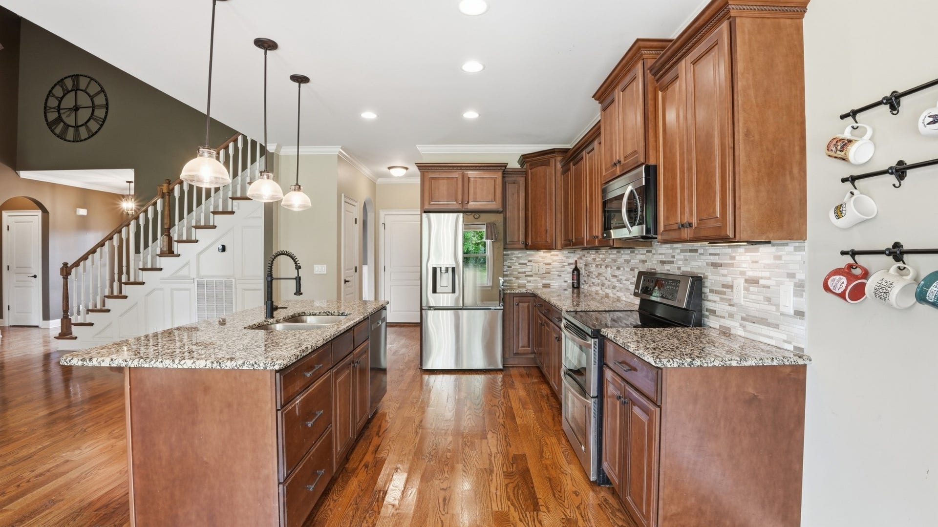 632 Tybarber Ave, Murfreesboro, TN 37129 632 Tybarber Ave, Murfreesboro, TN 37129