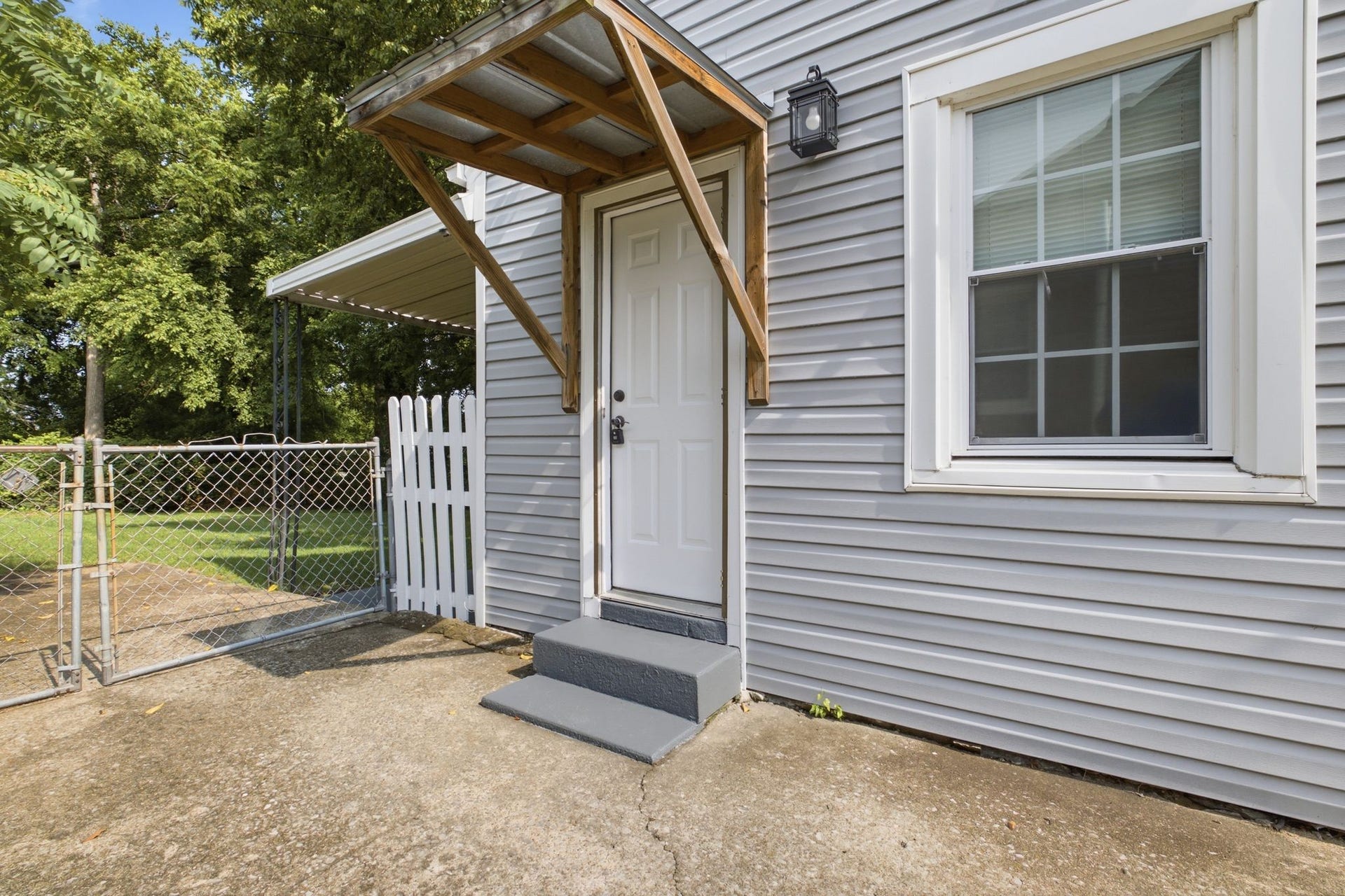 944 McFerrin Ave, Nashville, TN 37206 944 McFerrin Ave, Nashville, TN 37206