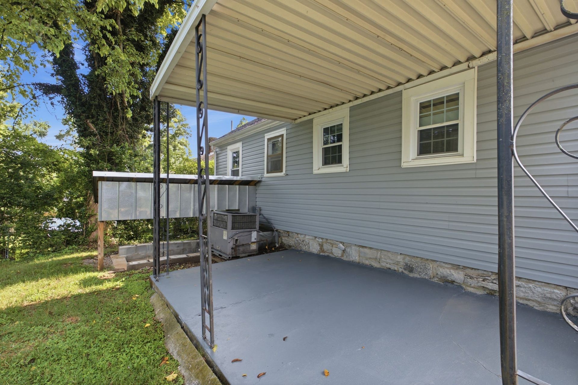944 McFerrin Ave, Nashville, TN 37206 944 McFerrin Ave, Nashville, TN 37206