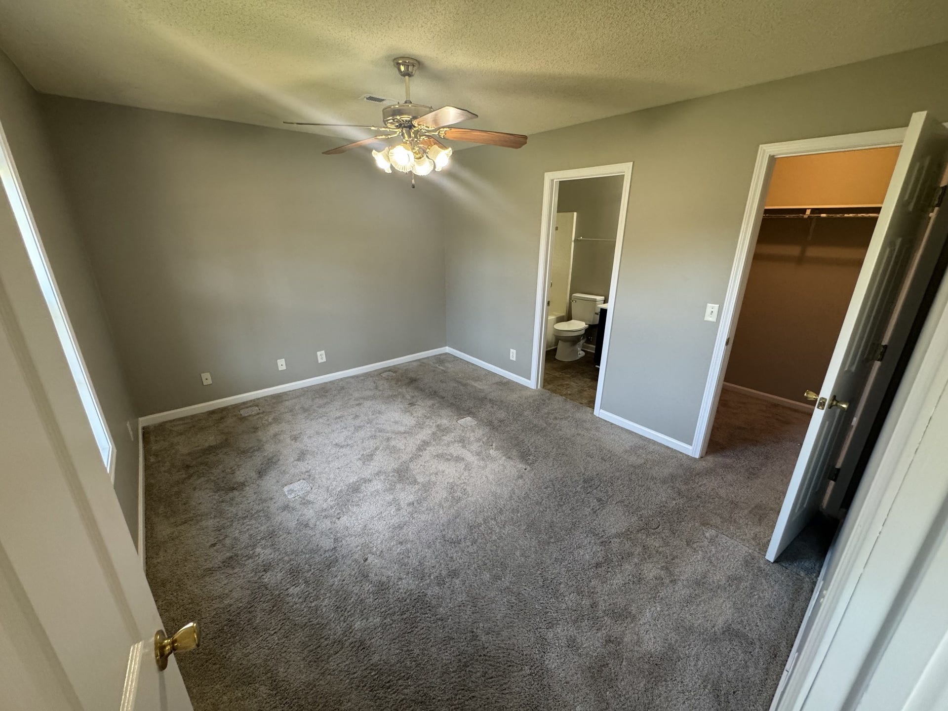 105 Lorien Cir, Shelbyville, TN 37160 105 Lorien Cir, Shelbyville, TN 37160
