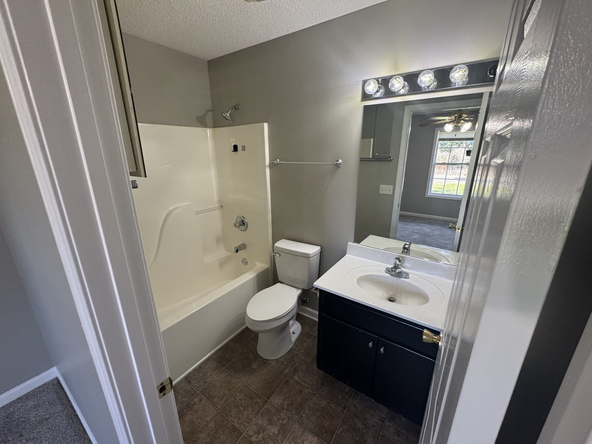 105 Lorien Cir, Shelbyville, TN 37160 105 Lorien Cir, Shelbyville, TN 37160