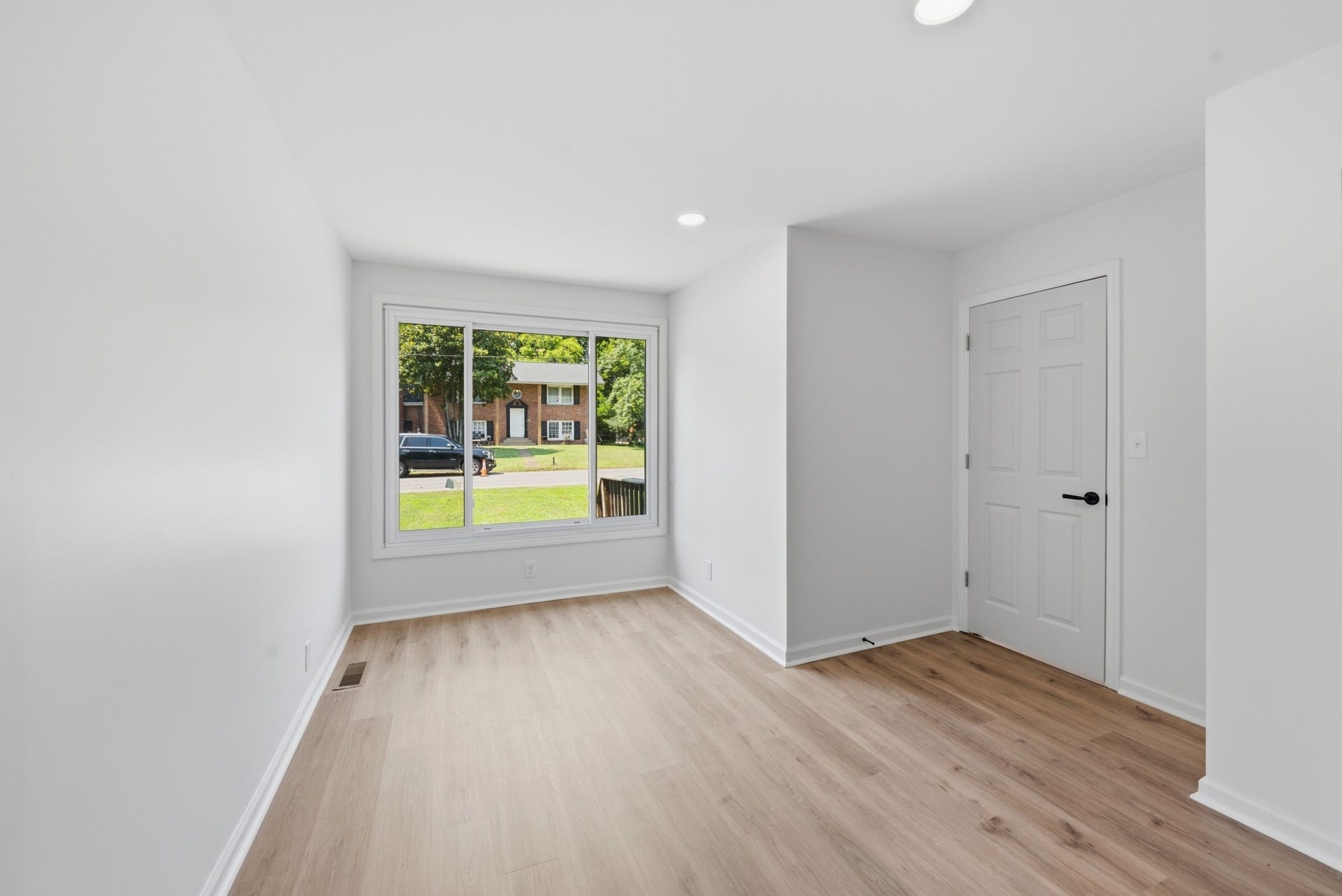 3218 Moorewood Dr, Nashville, TN 37207 3218 Moorewood Dr, Nashville, TN 37207