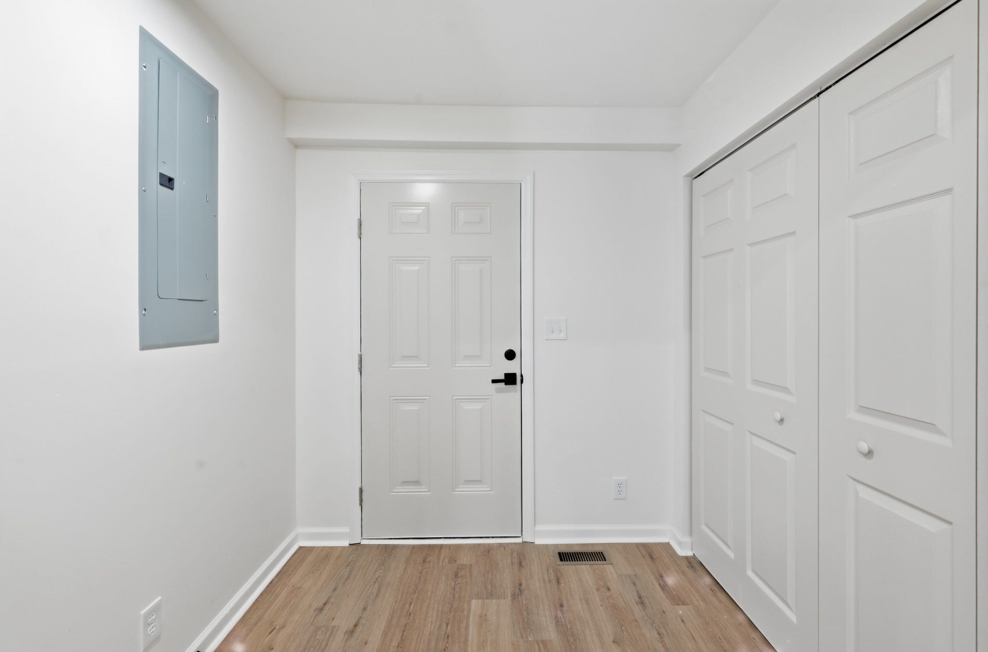 3218 Moorewood Dr, Nashville, TN 37207 3218 Moorewood Dr, Nashville, TN 37207