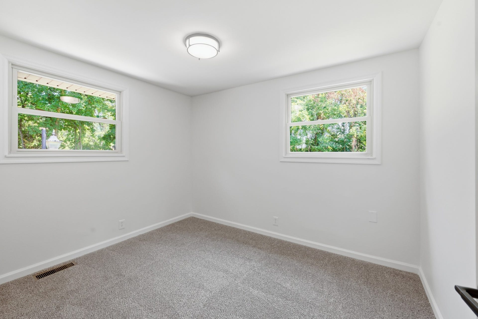 3218 Moorewood Dr, Nashville, TN 37207 3218 Moorewood Dr, Nashville, TN 37207