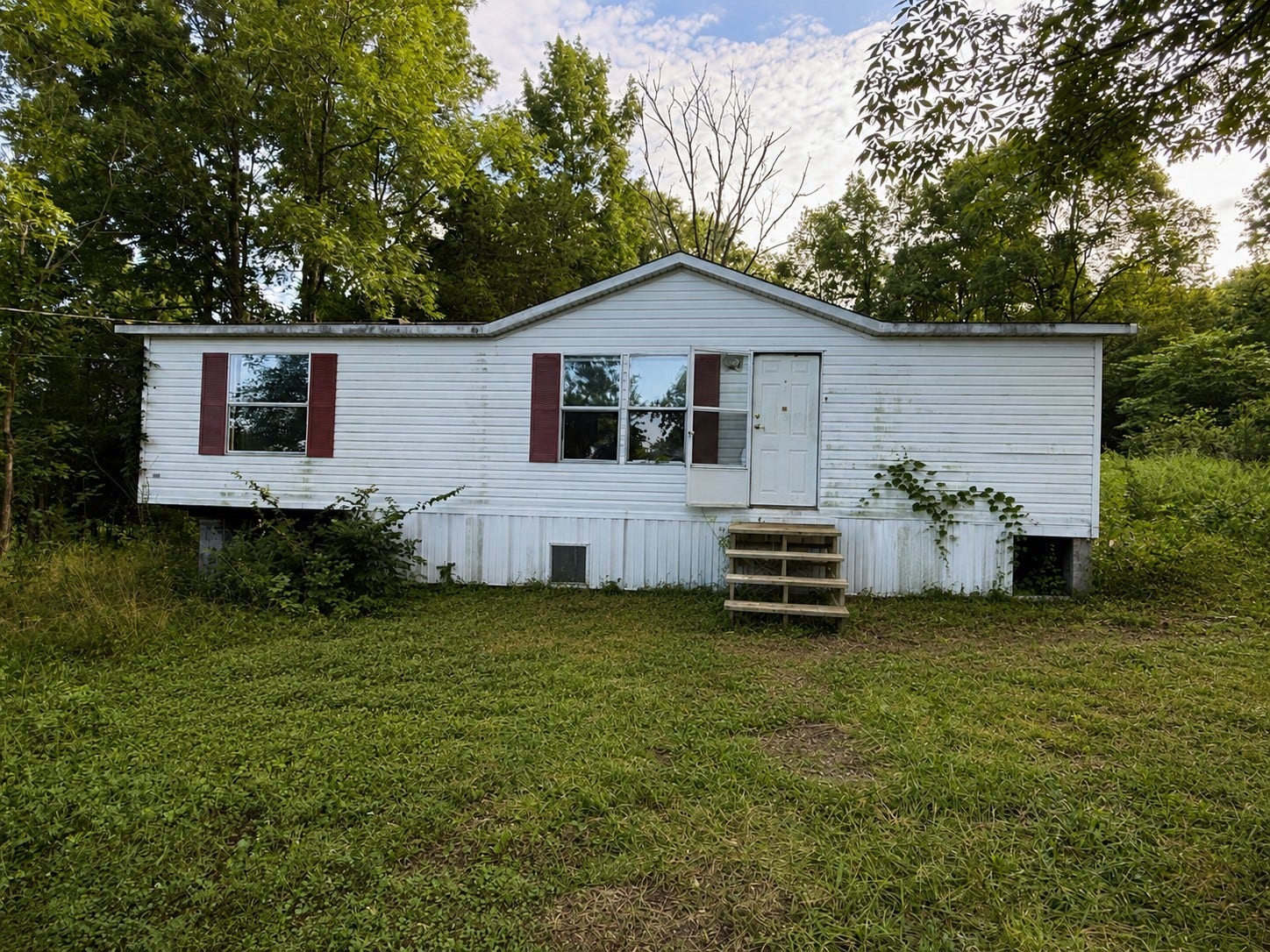 5375 Reynolds Rd, Columbia, TN 38401 5375 Reynolds Rd, Columbia, TN 38401