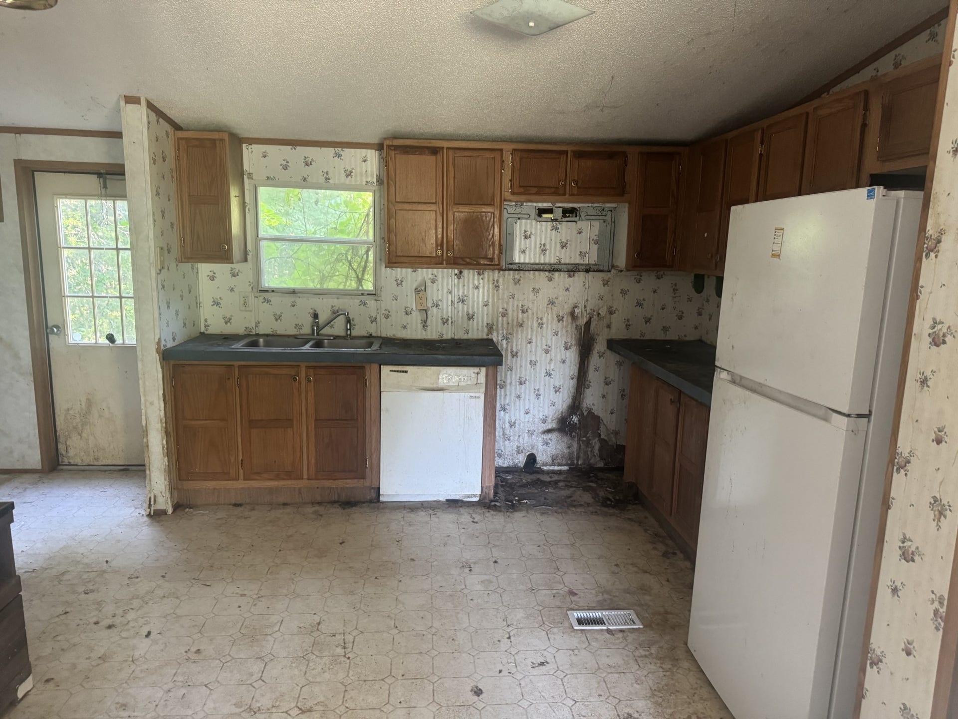 5375 Reynolds Rd, Columbia, TN 38401 5375 Reynolds Rd, Columbia, TN 38401