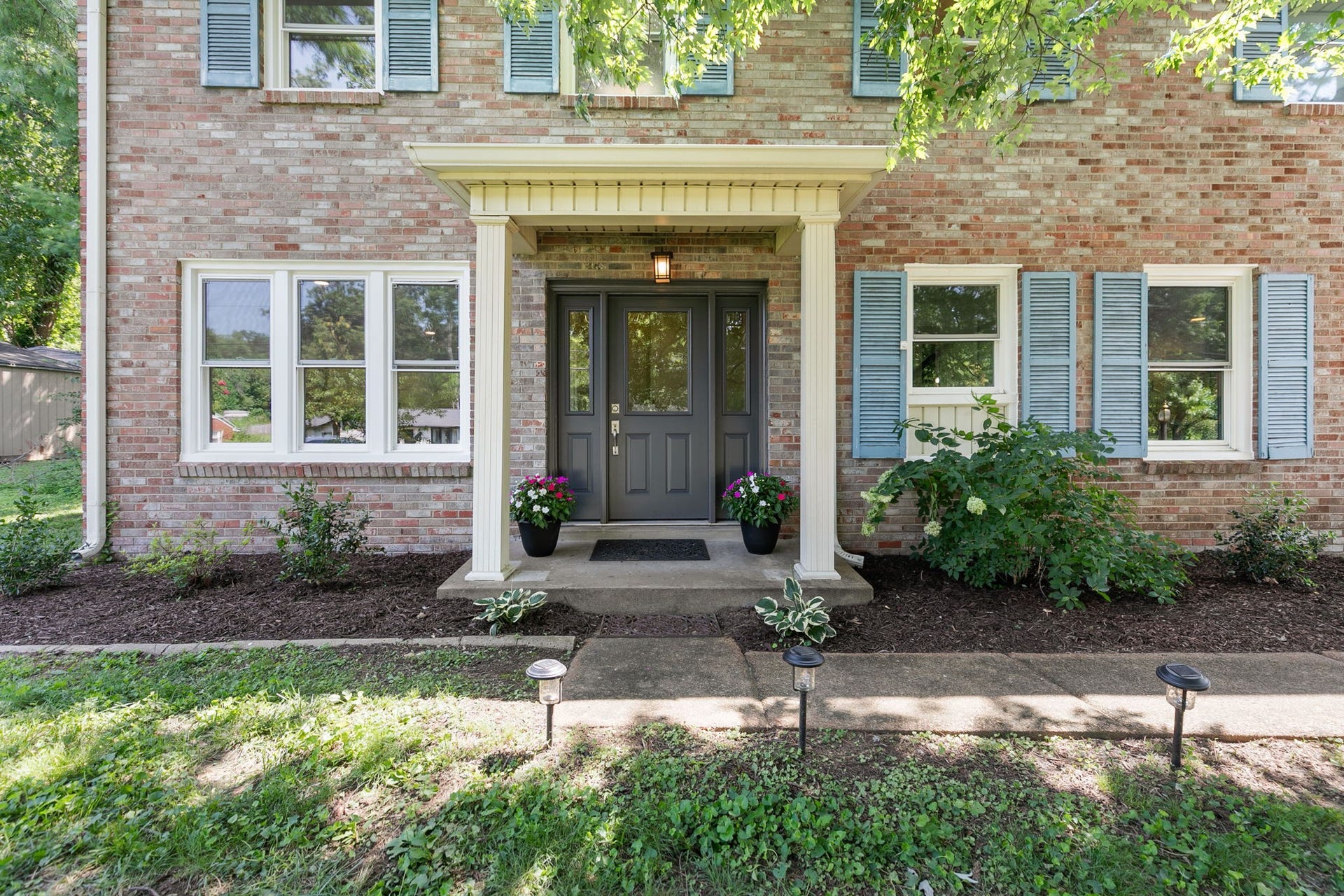 4828 Briarwood Dr, Nashville, TN 37211 4828 Briarwood Dr, Nashville, TN 37211