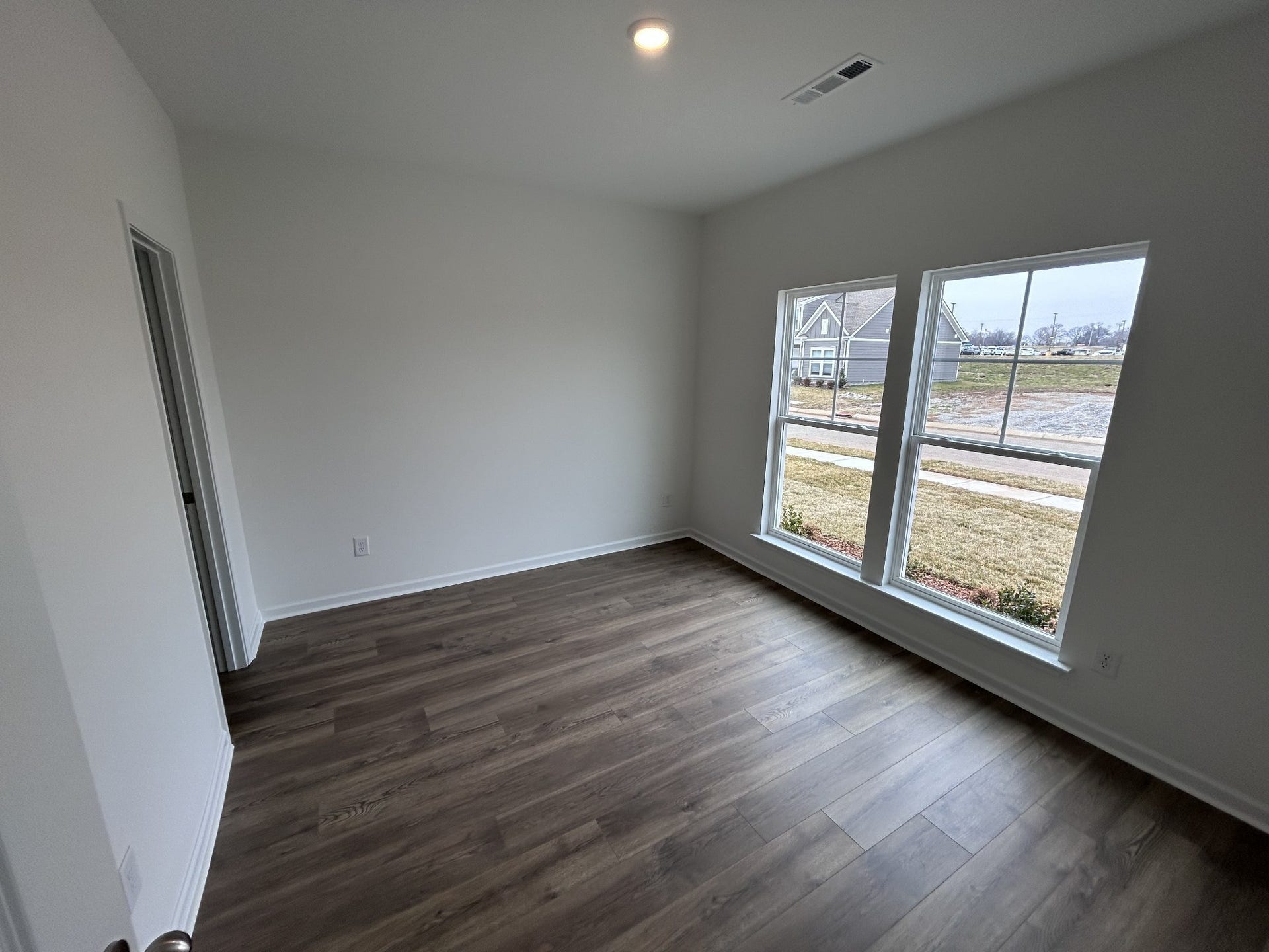 5136 Pace Park Cir, Columbia, TN 38401 These are form a previously completed home and finishes of this home may vary a bit