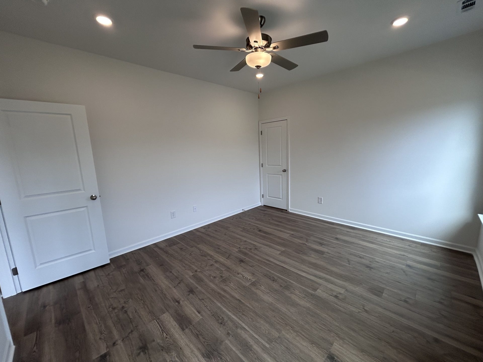 5136 Pace Park Cir, Columbia, TN 38401 These are form a previously completed home and finishes of this home may vary a bit