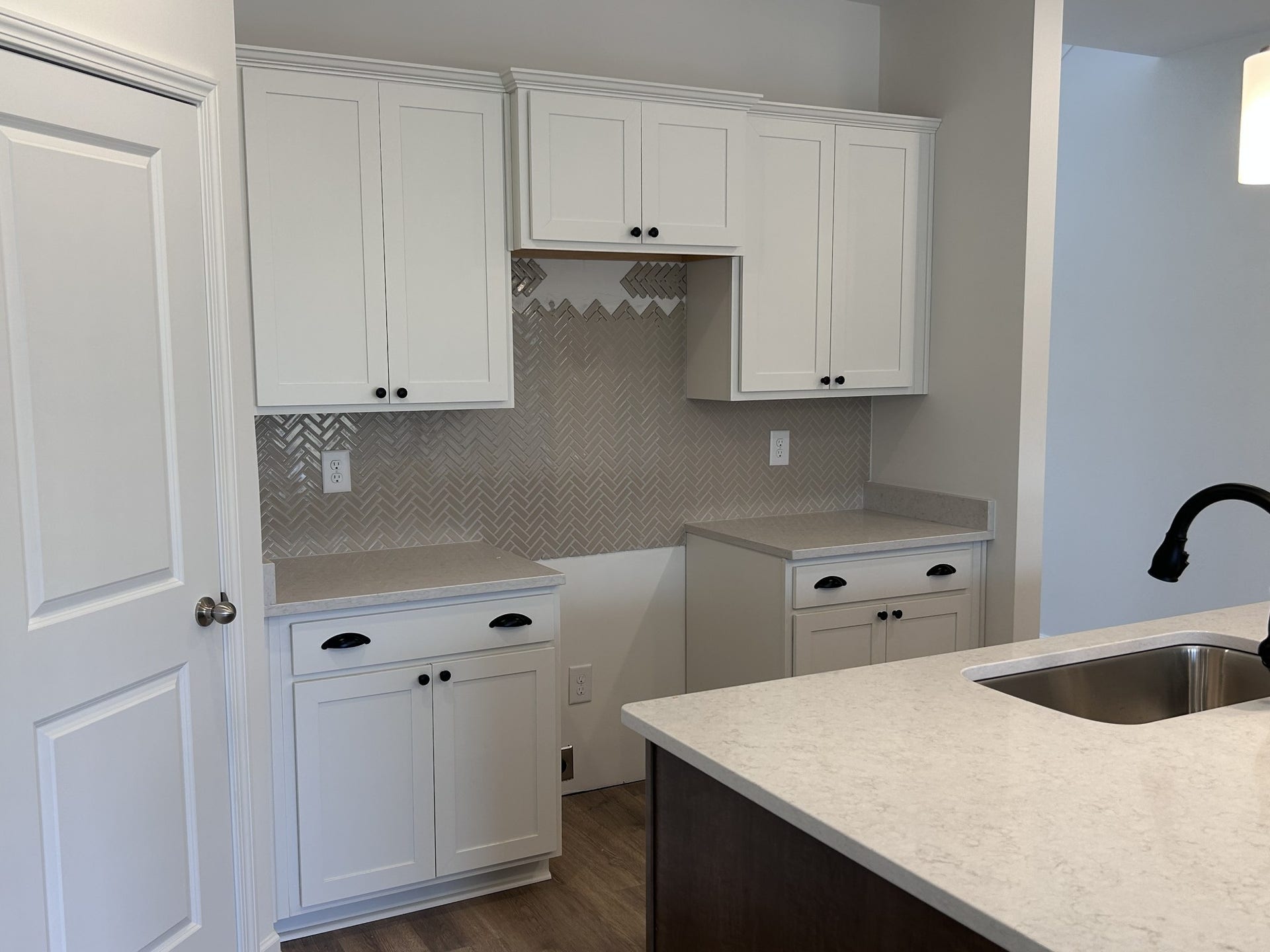 5136 Pace Park Cir, Columbia, TN 38401 These are form a previously completed home and finishes of this home may vary a bit