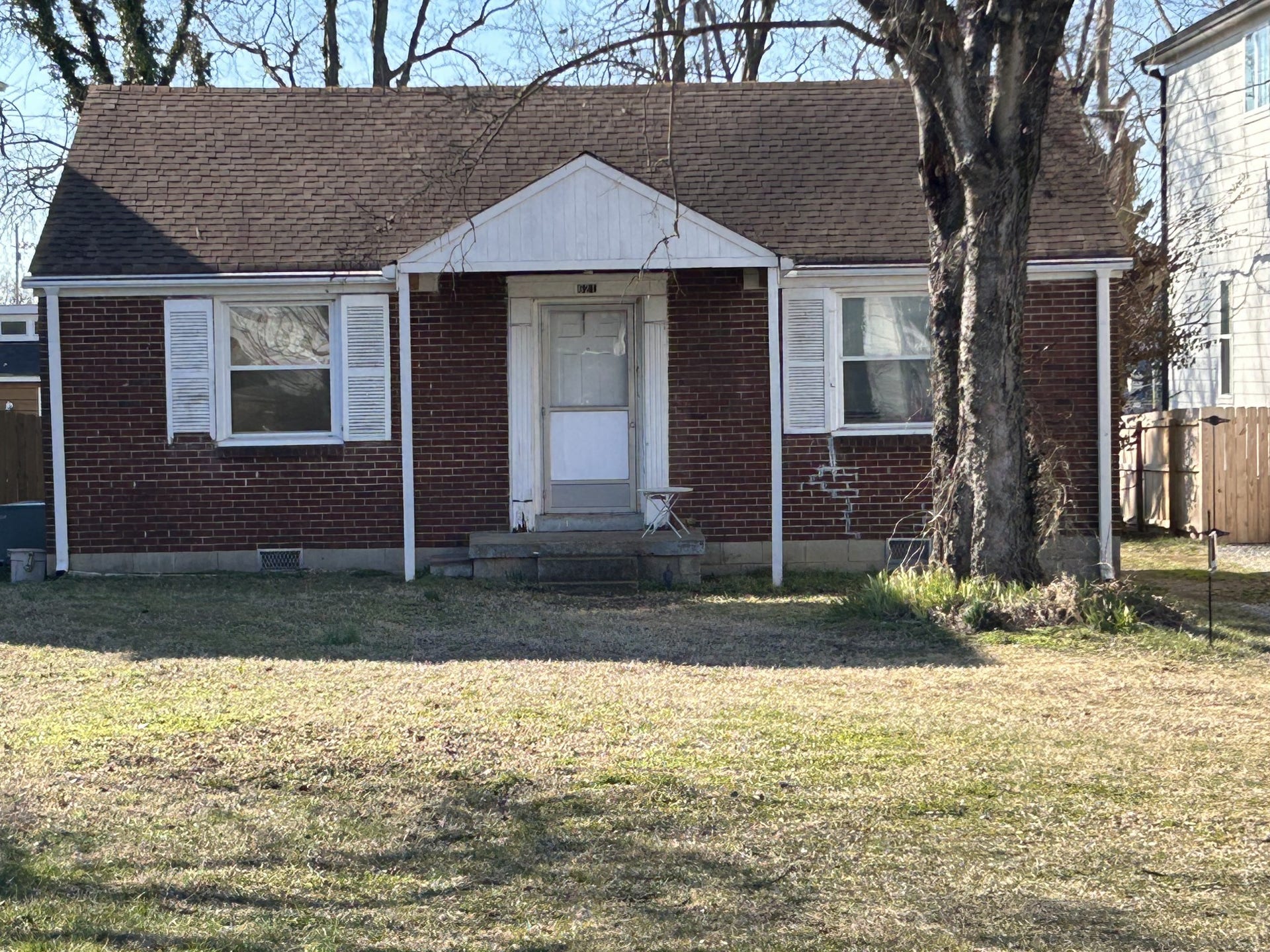 621 Eastboro Dr, Nashville, TN 37209 621 Eastboro Dr, Nashville, TN 37209