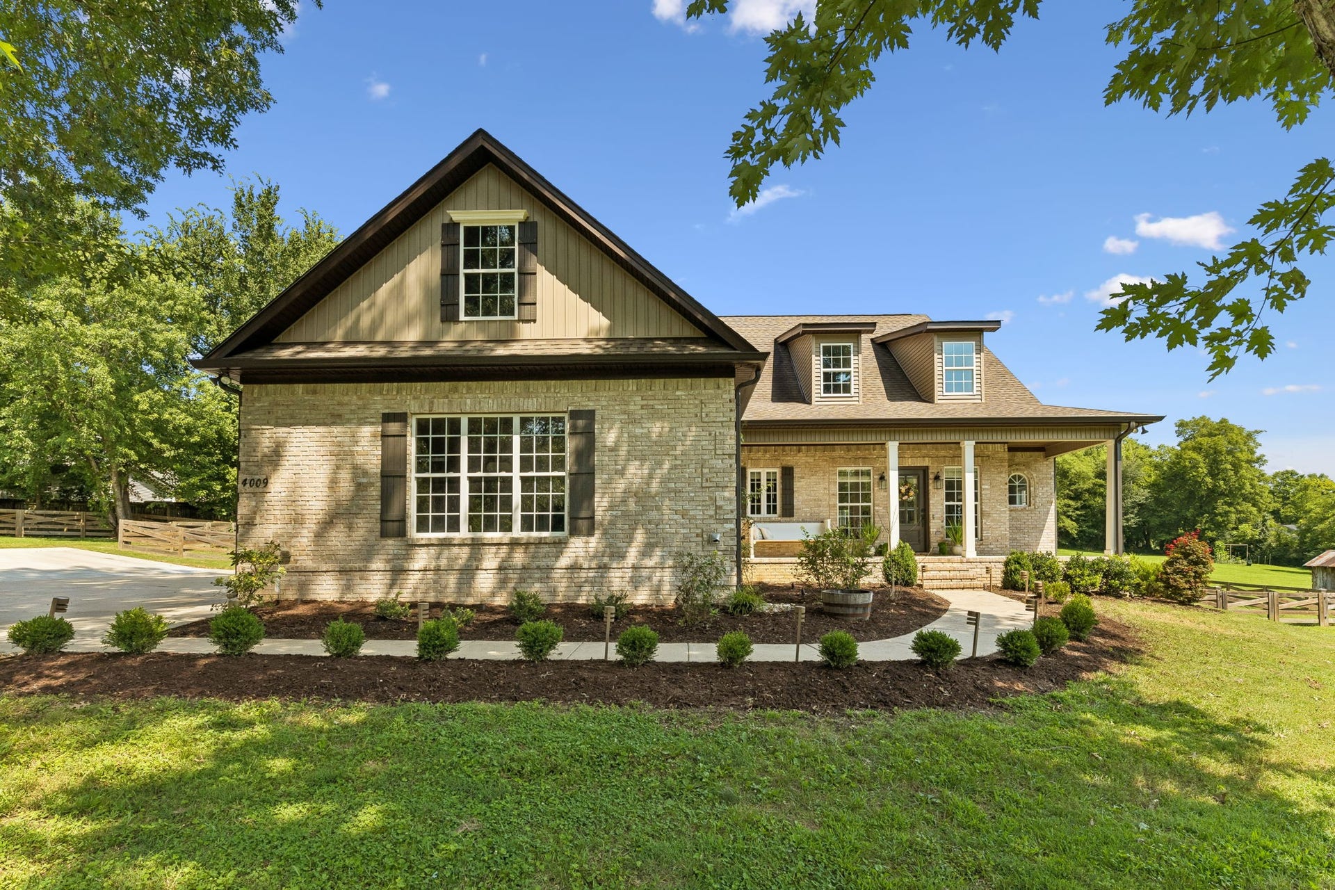 4009 Erwin Rd, Columbia, TN 38401 4009 Erwin Rd, Columbia, TN 38401