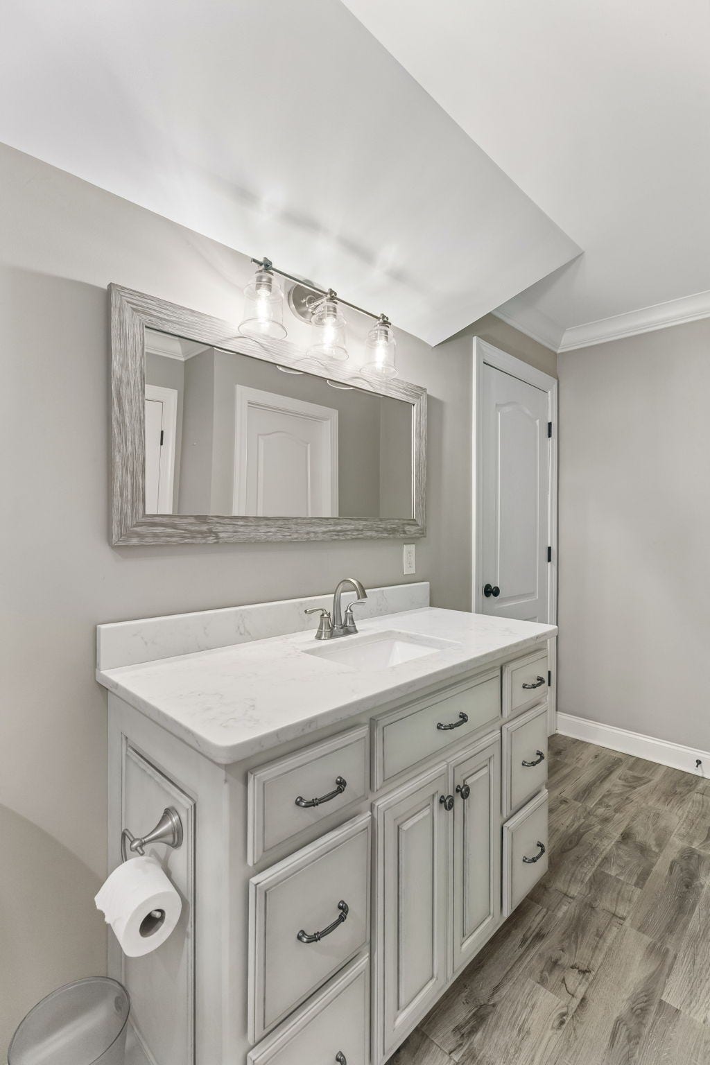 4009 Erwin Rd, Columbia, TN 38401 4009 Erwin Rd, Columbia, TN 38401