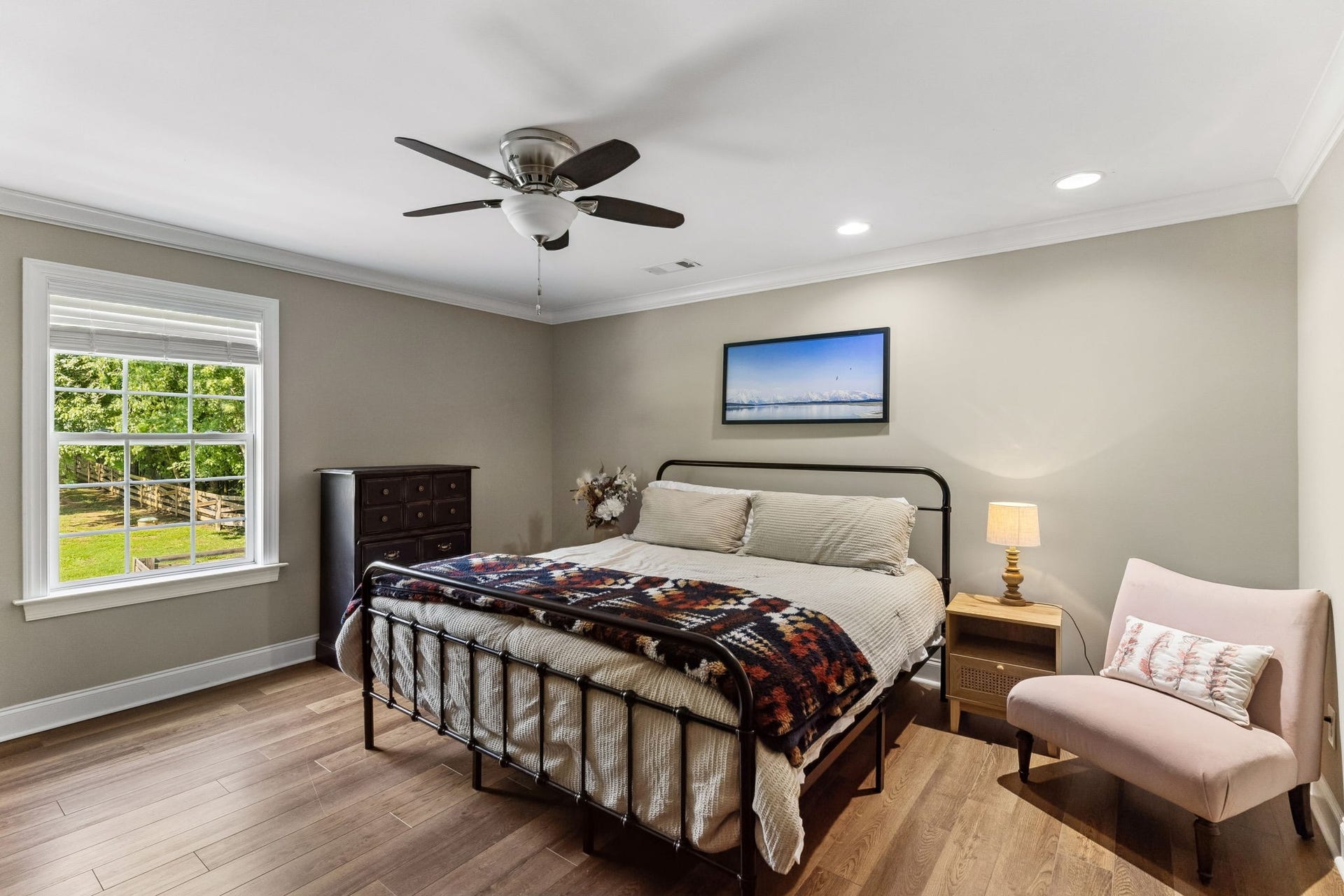 4009 Erwin Rd, Columbia, TN 38401 4009 Erwin Rd, Columbia, TN 38401