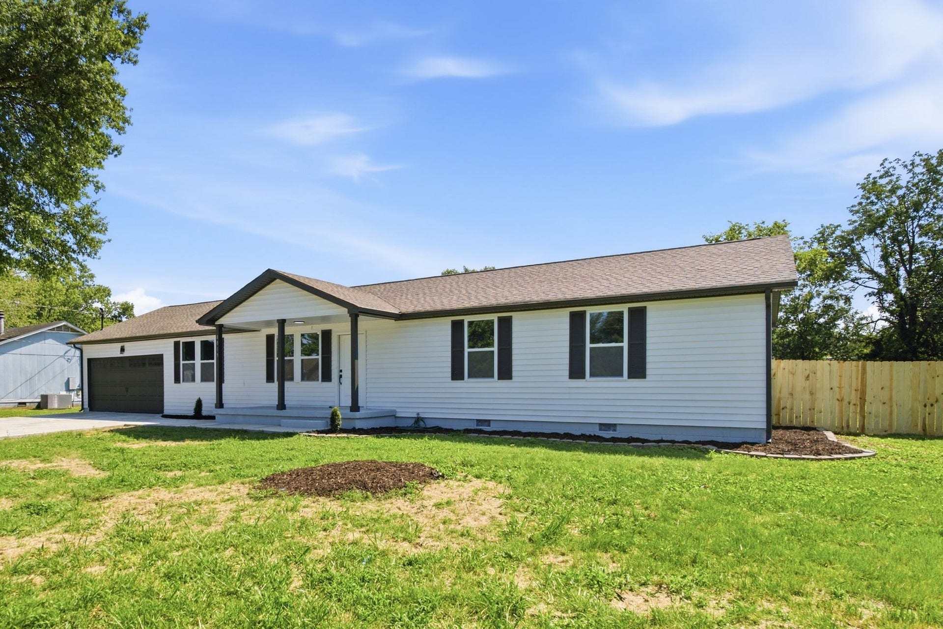 8019 Cooper Dr, Murfreesboro, TN 37129 8019 Cooper Dr, Murfreesboro, TN 37129