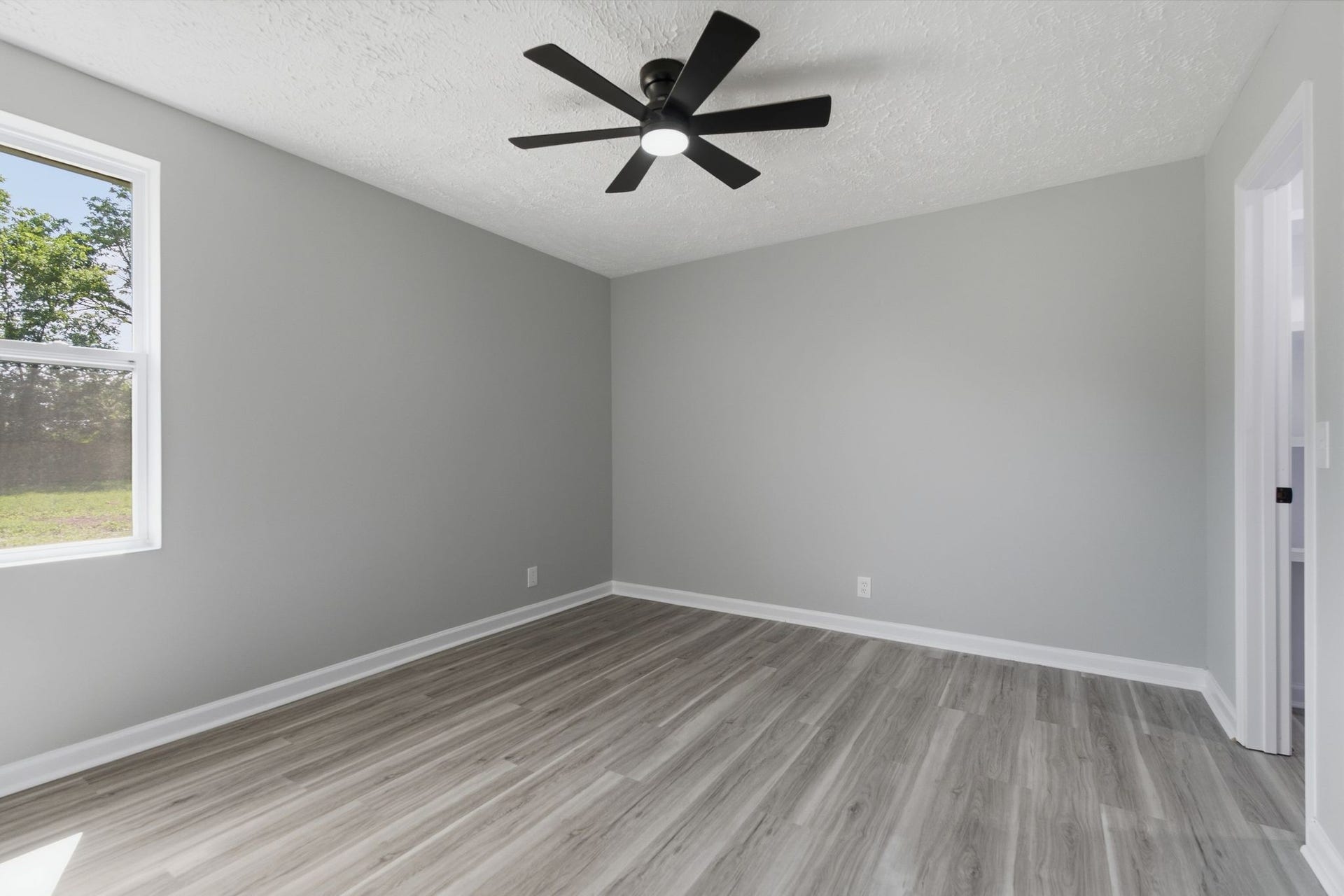 8019 Cooper Dr, Murfreesboro, TN 37129 8019 Cooper Dr, Murfreesboro, TN 37129