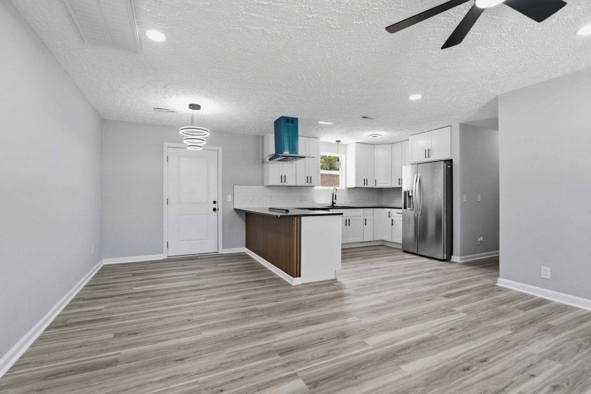 8019 Cooper Dr, Murfreesboro, TN 37129 8019 Cooper Dr, Murfreesboro, TN 37129