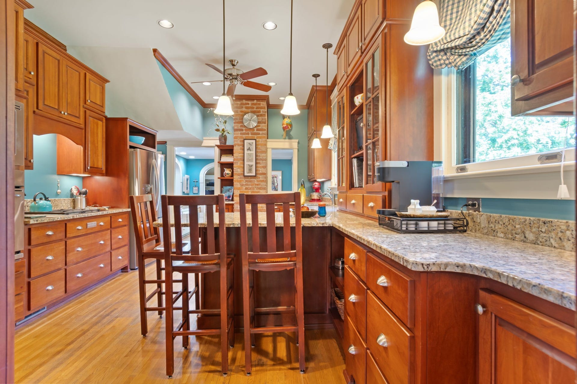 3712 Central Ave, Nashville, TN 37205 3712 Central Ave, Nashville, TN 37205
