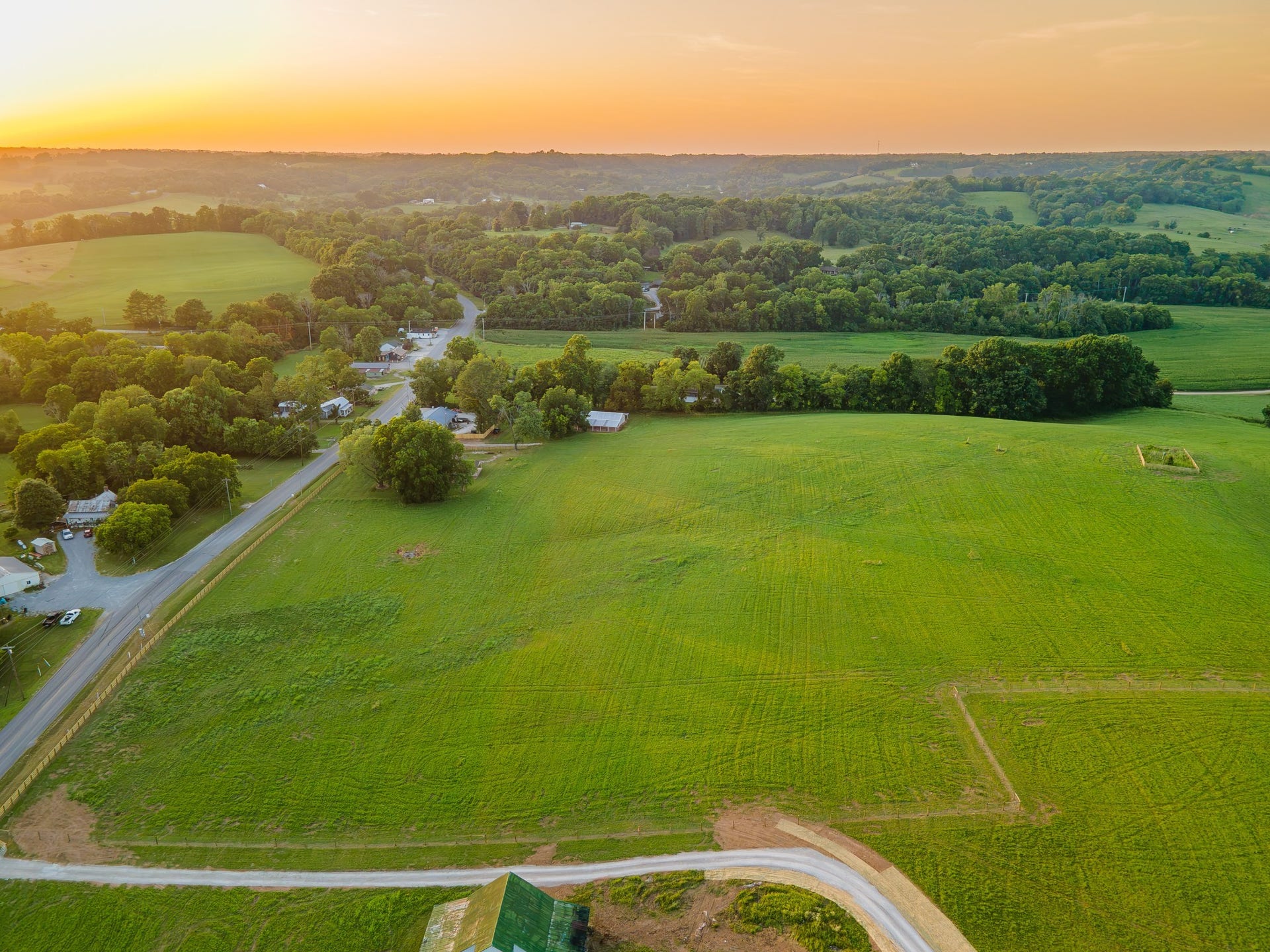 0 Santa Fe Pike, Columbia, TN 38401 0 Santa Fe Pike, Columbia, TN 38401