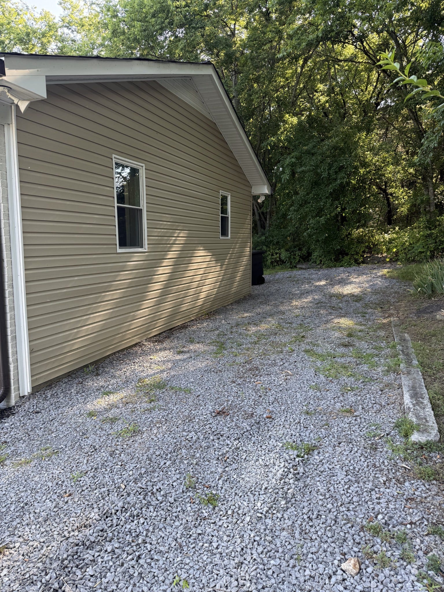 105 Williams St, Woodbury, TN 37190 105 Williams St, Woodbury, TN 37190