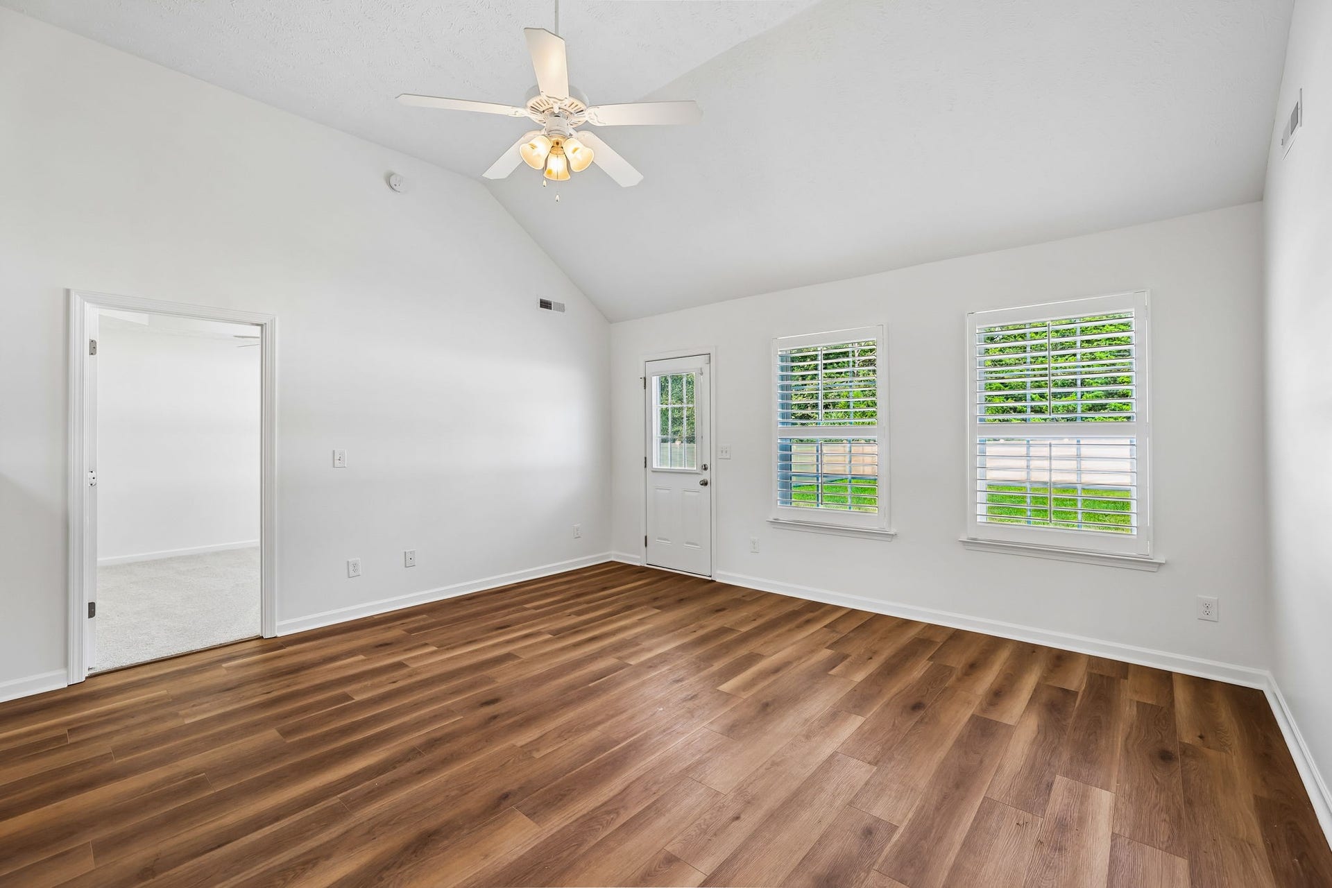 2029 Barretts Ridge Dr, Murfreesboro, TN 37130 2029 Barretts Ridge Dr, Murfreesboro, TN 37130