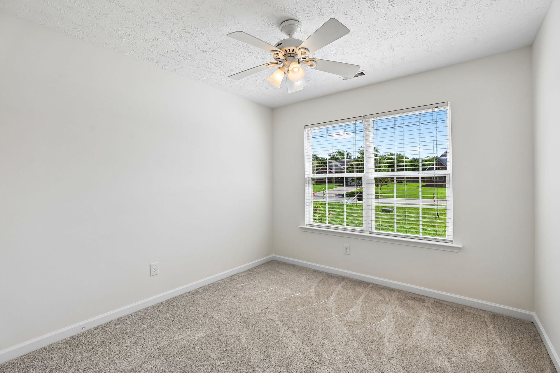 2029 Barretts Ridge Dr, Murfreesboro, TN 37130 2029 Barretts Ridge Dr, Murfreesboro, TN 37130