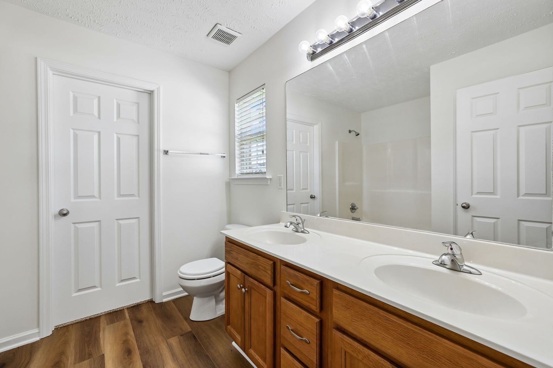2029 Barretts Ridge Dr, Murfreesboro, TN 37130 2029 Barretts Ridge Dr, Murfreesboro, TN 37130