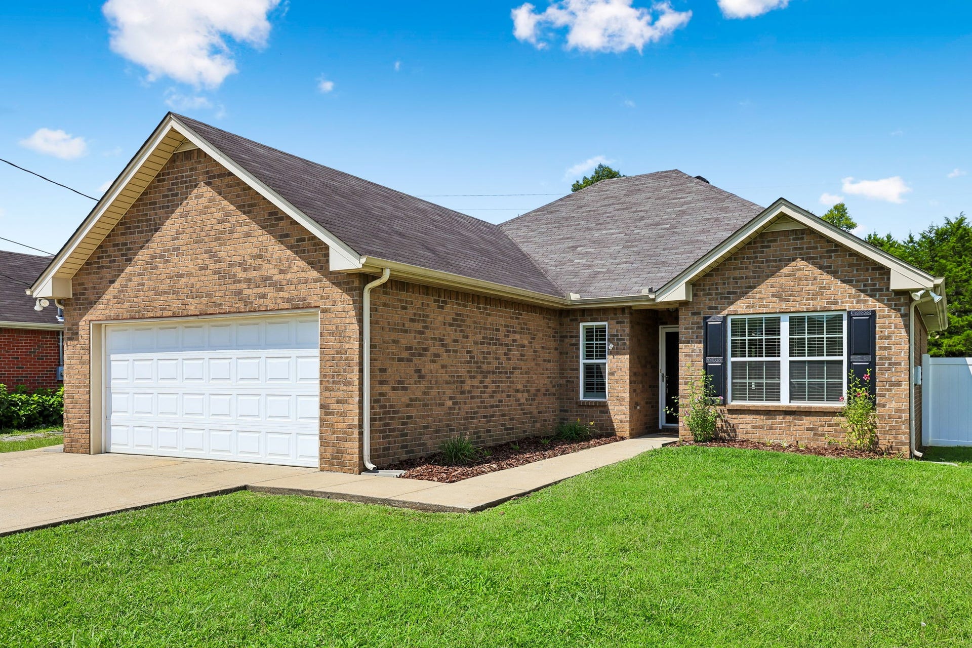 2029 Barretts Ridge Dr, Murfreesboro, TN 37130 2029 Barretts Ridge Dr, Murfreesboro, TN 37130