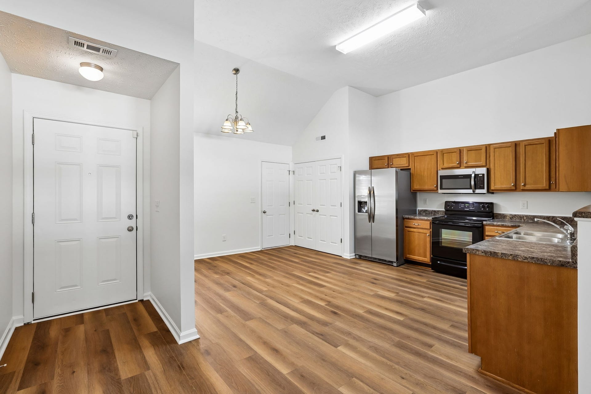 2029 Barretts Ridge Dr, Murfreesboro, TN 37130 2029 Barretts Ridge Dr, Murfreesboro, TN 37130