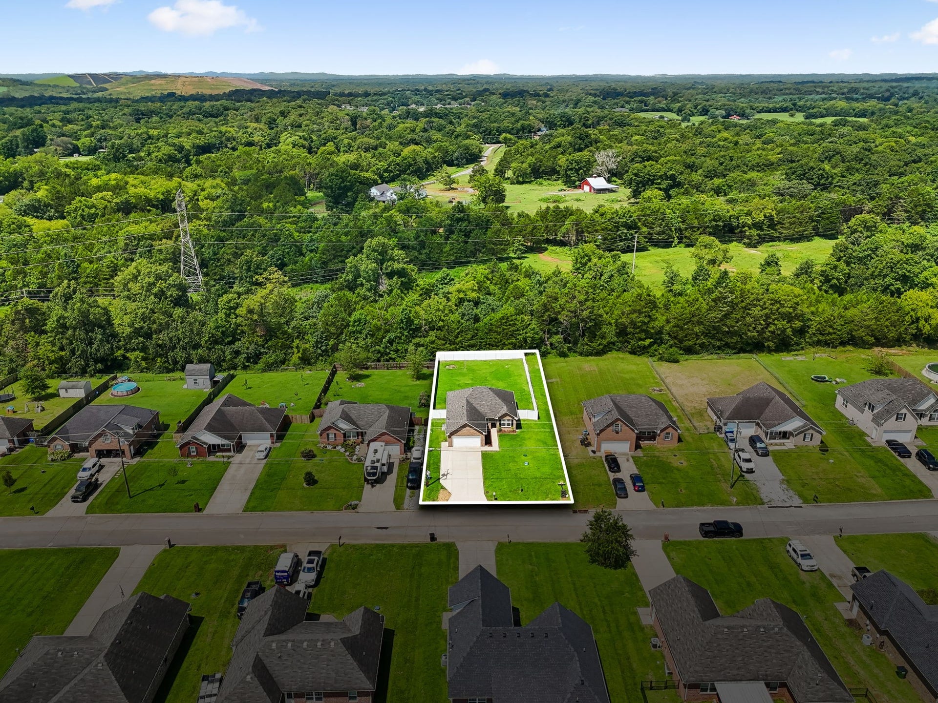 2029 Barretts Ridge Dr, Murfreesboro, TN 37130 2029 Barretts Ridge Dr, Murfreesboro, TN 37130