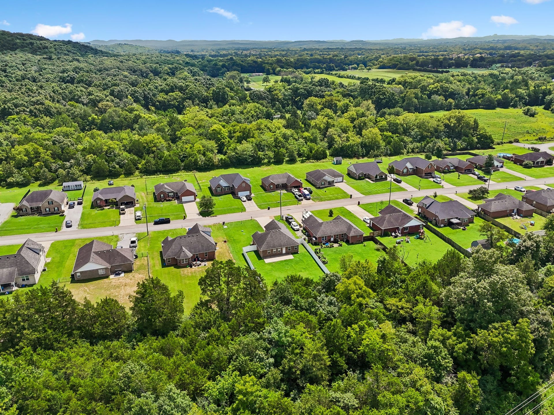 2029 Barretts Ridge Dr, Murfreesboro, TN 37130 2029 Barretts Ridge Dr, Murfreesboro, TN 37130