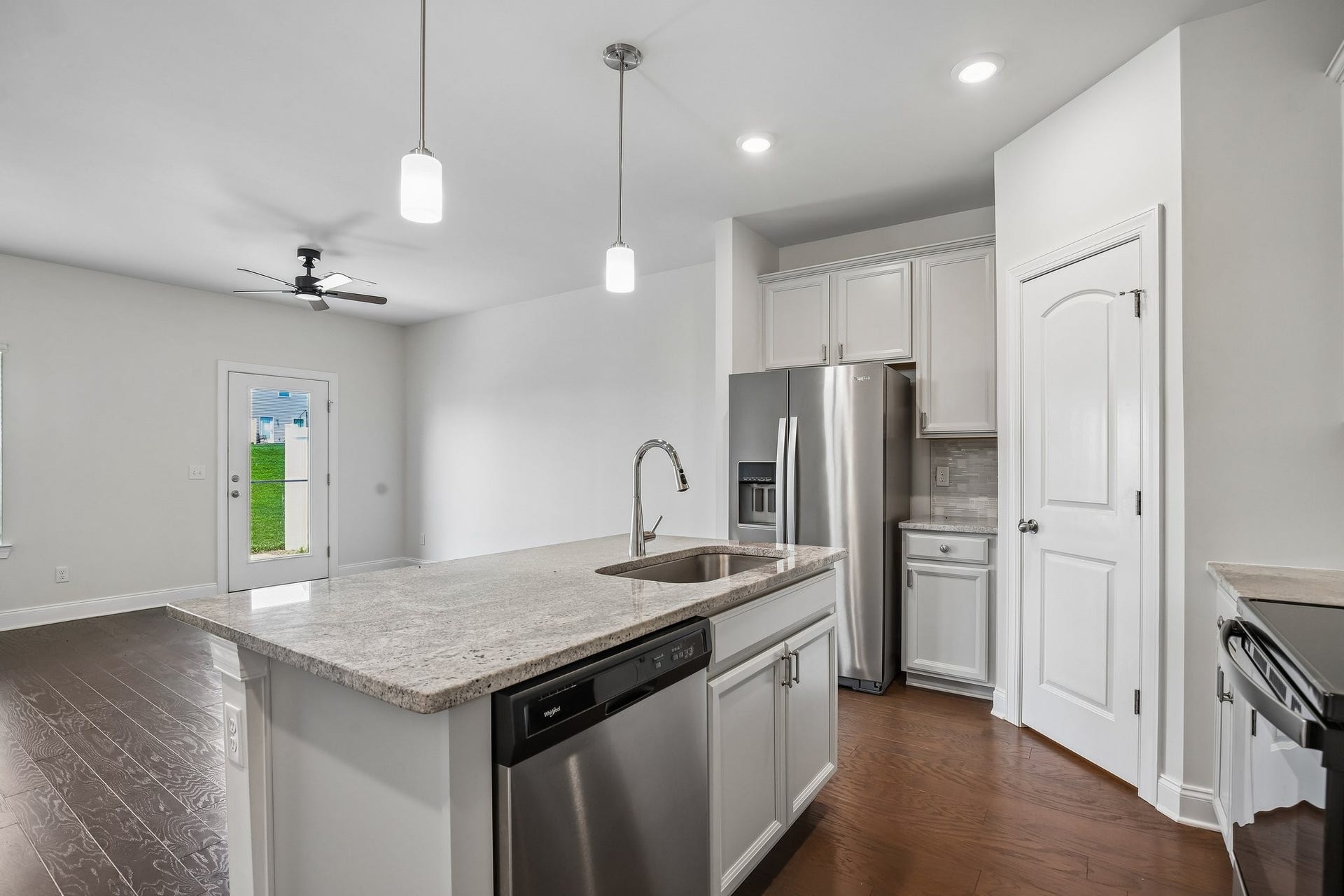 427 Palmetto Dr, Columbia, TN 38401 427 Palmetto Dr, Columbia, TN 38401