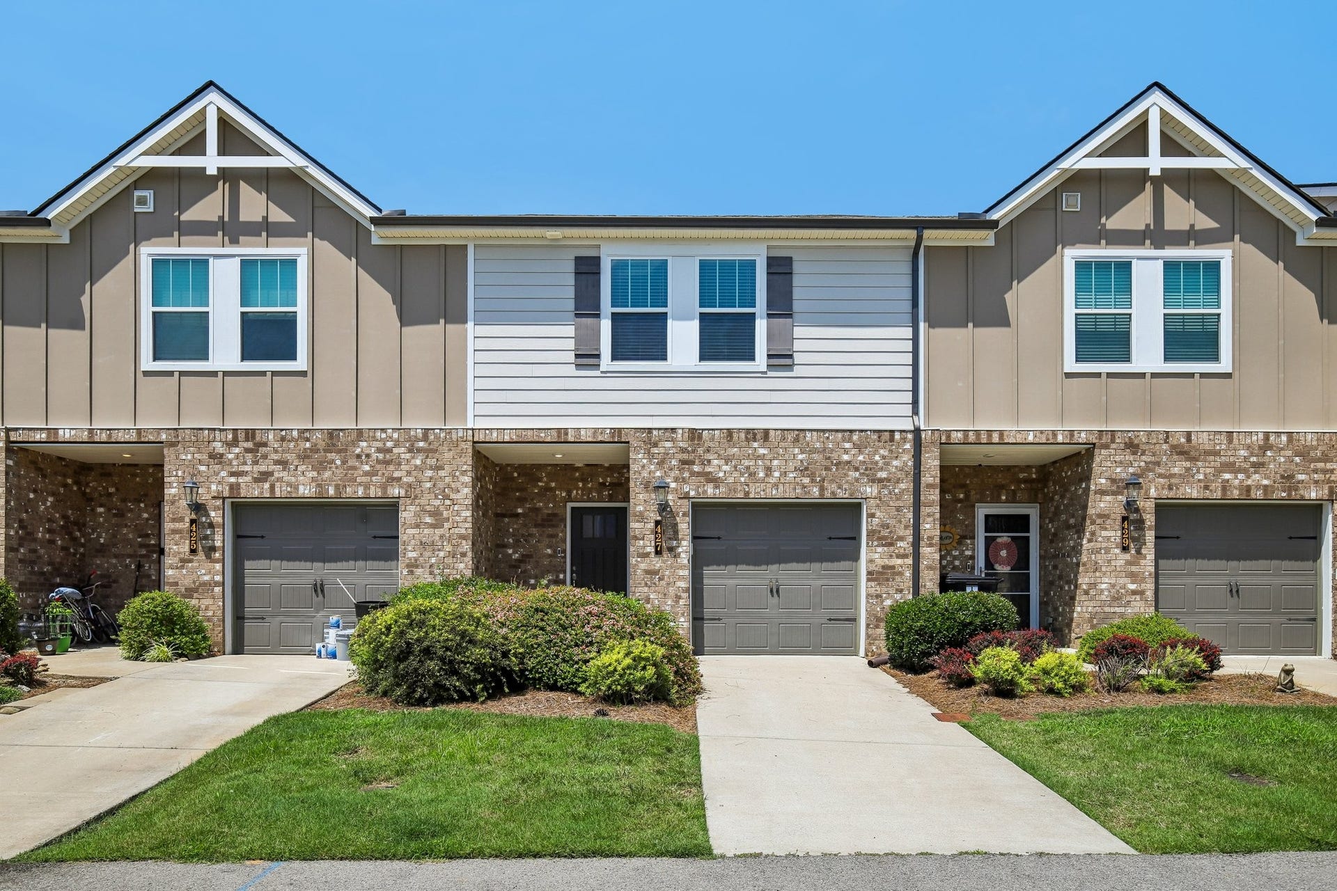 427 Palmetto Dr, Columbia, TN 38401 427 Palmetto Dr, Columbia, TN 38401