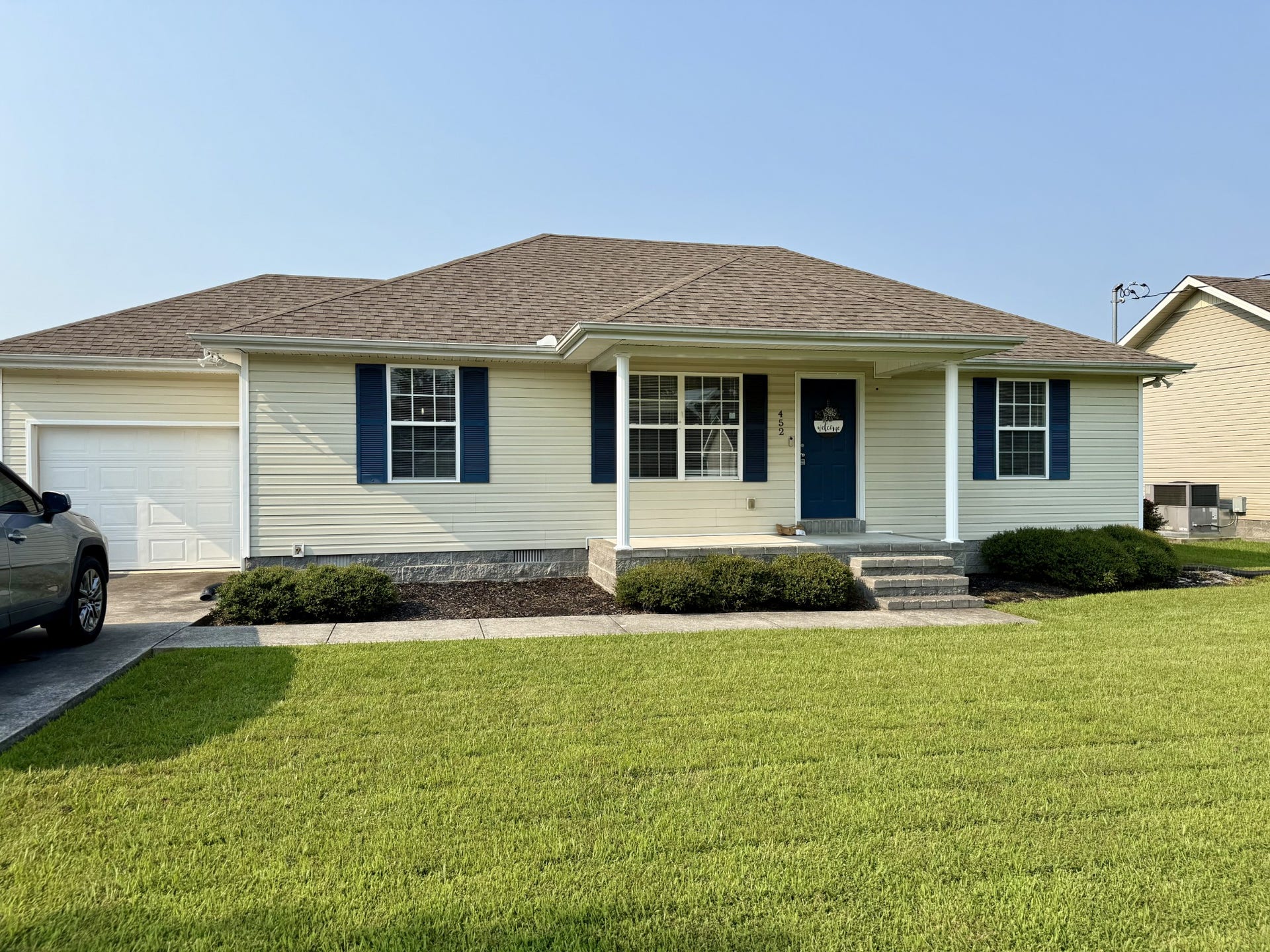452 John Mark Ct, Manchester, TN 37355 Conviently located within minutes to 1-24.
