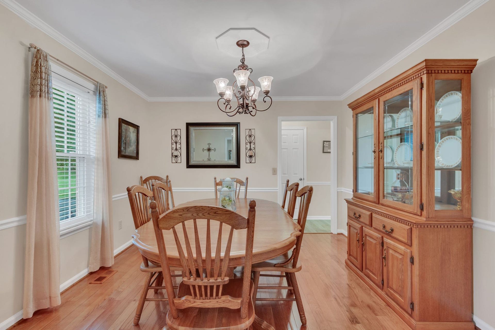 2417 Sowell Mill Pike, Columbia, TN 38401 Formal Dining Room
