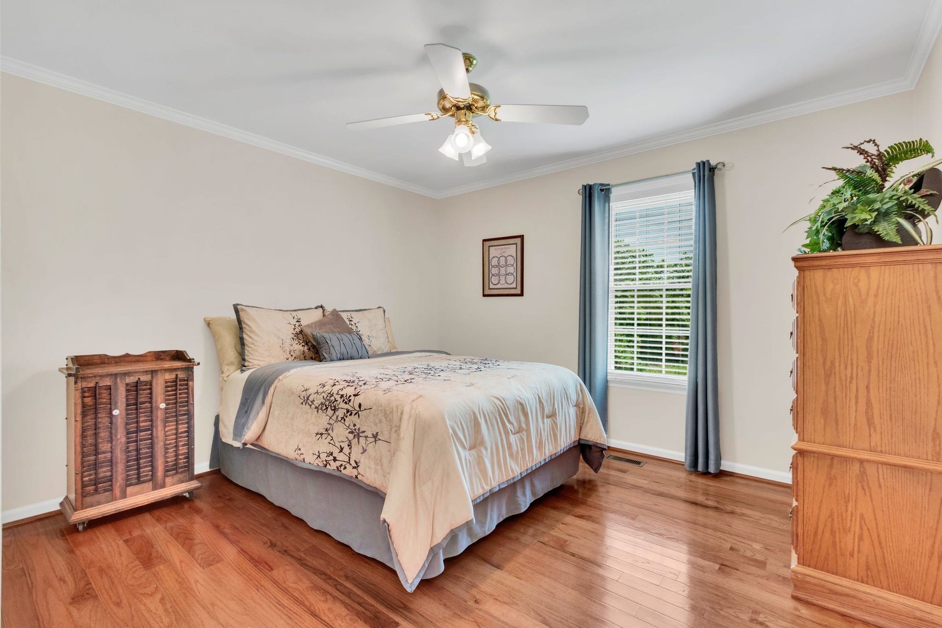 2417 Sowell Mill Pike, Columbia, TN 38401 Bedroom 3