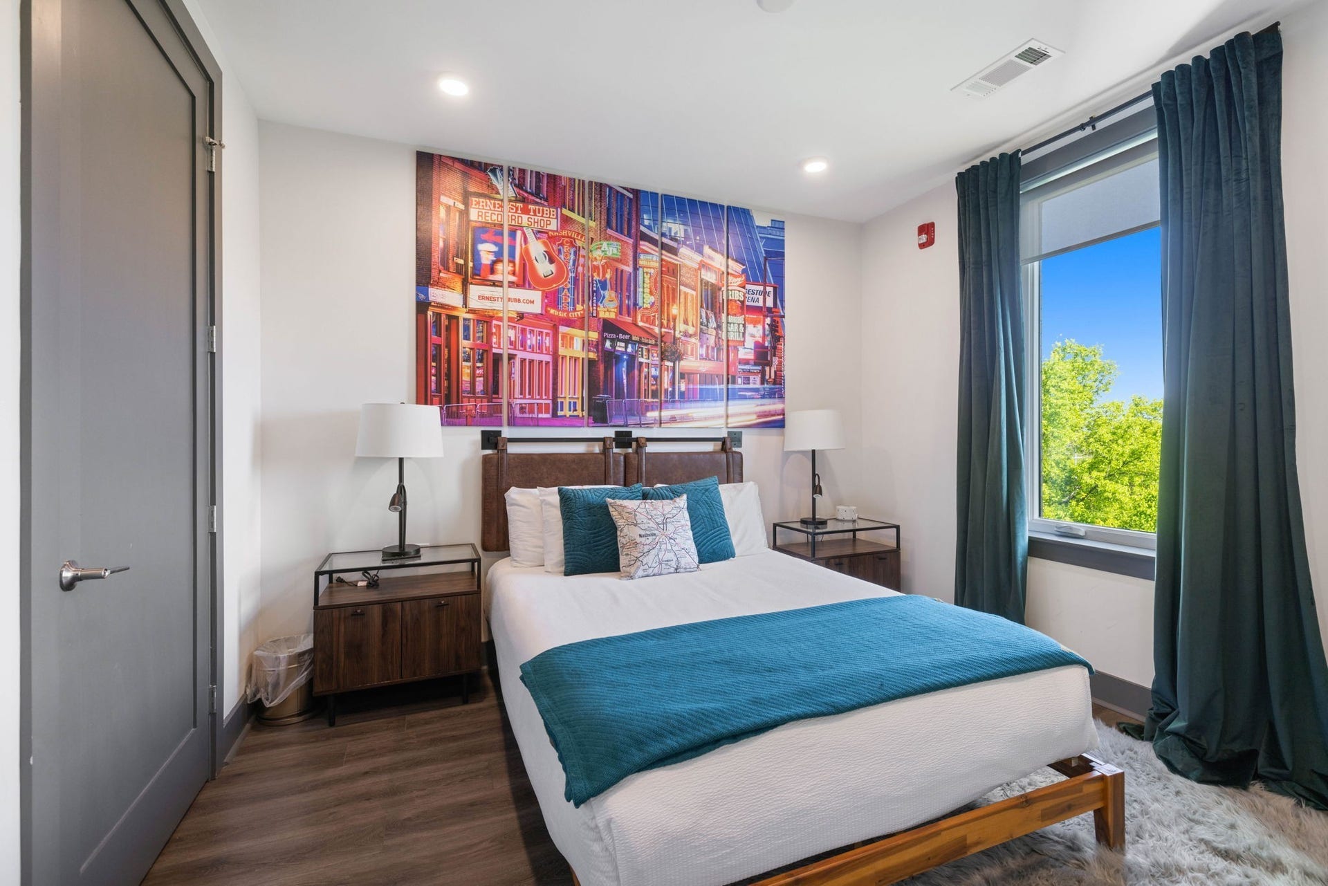 65 Lindsley Ave, #412, Nashville, TN 37210 65 Lindsley Ave, #412, Nashville, TN 37210
