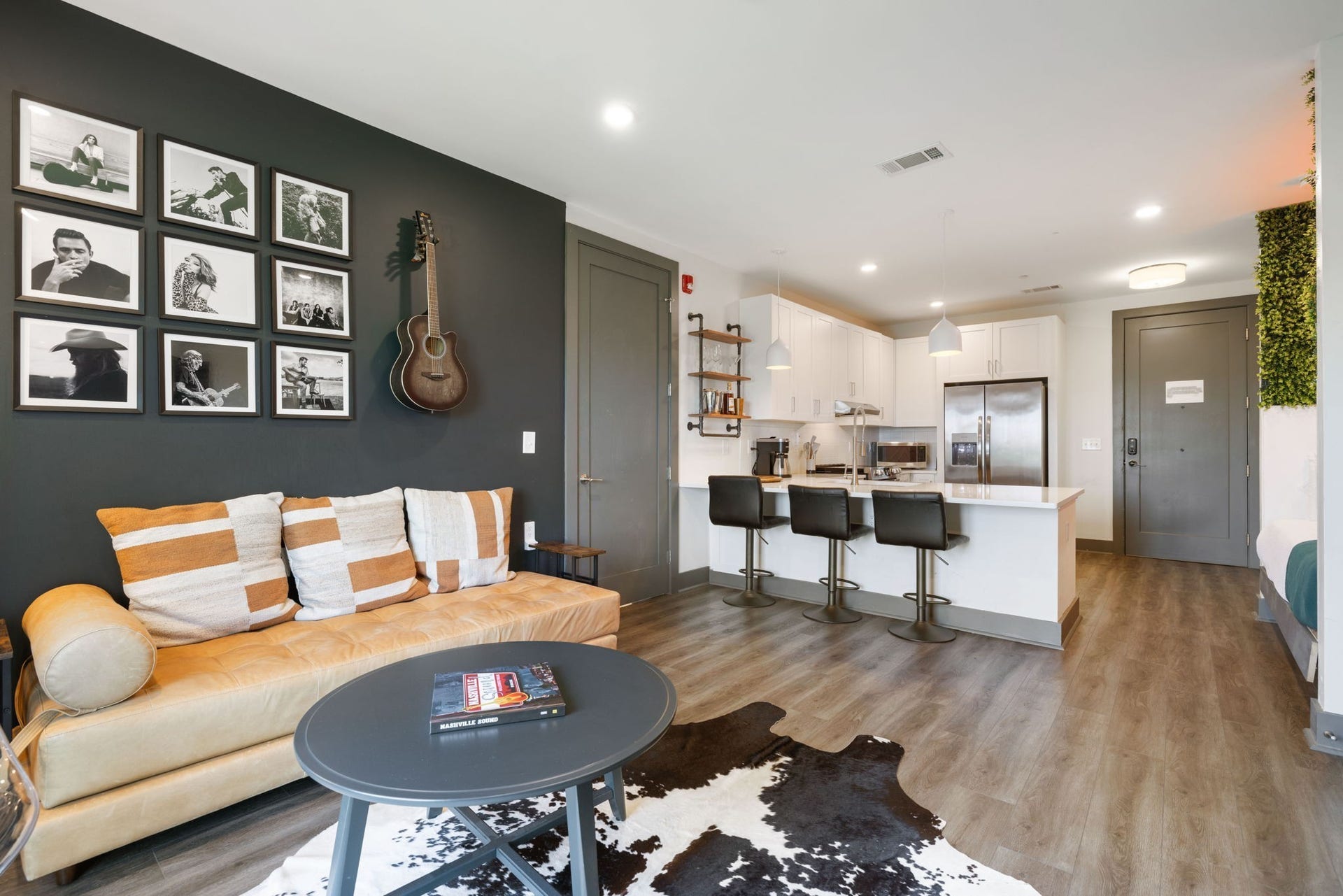 65 Lindsley Ave, #412, Nashville, TN 37210 65 Lindsley Ave, #412, Nashville, TN 37210