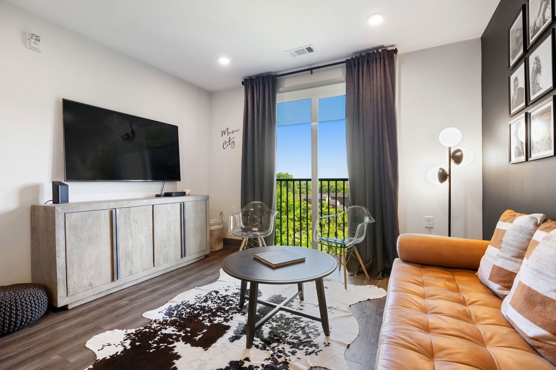 65 Lindsley Ave, #412, Nashville, TN 37210 65 Lindsley Ave, #412, Nashville, TN 37210