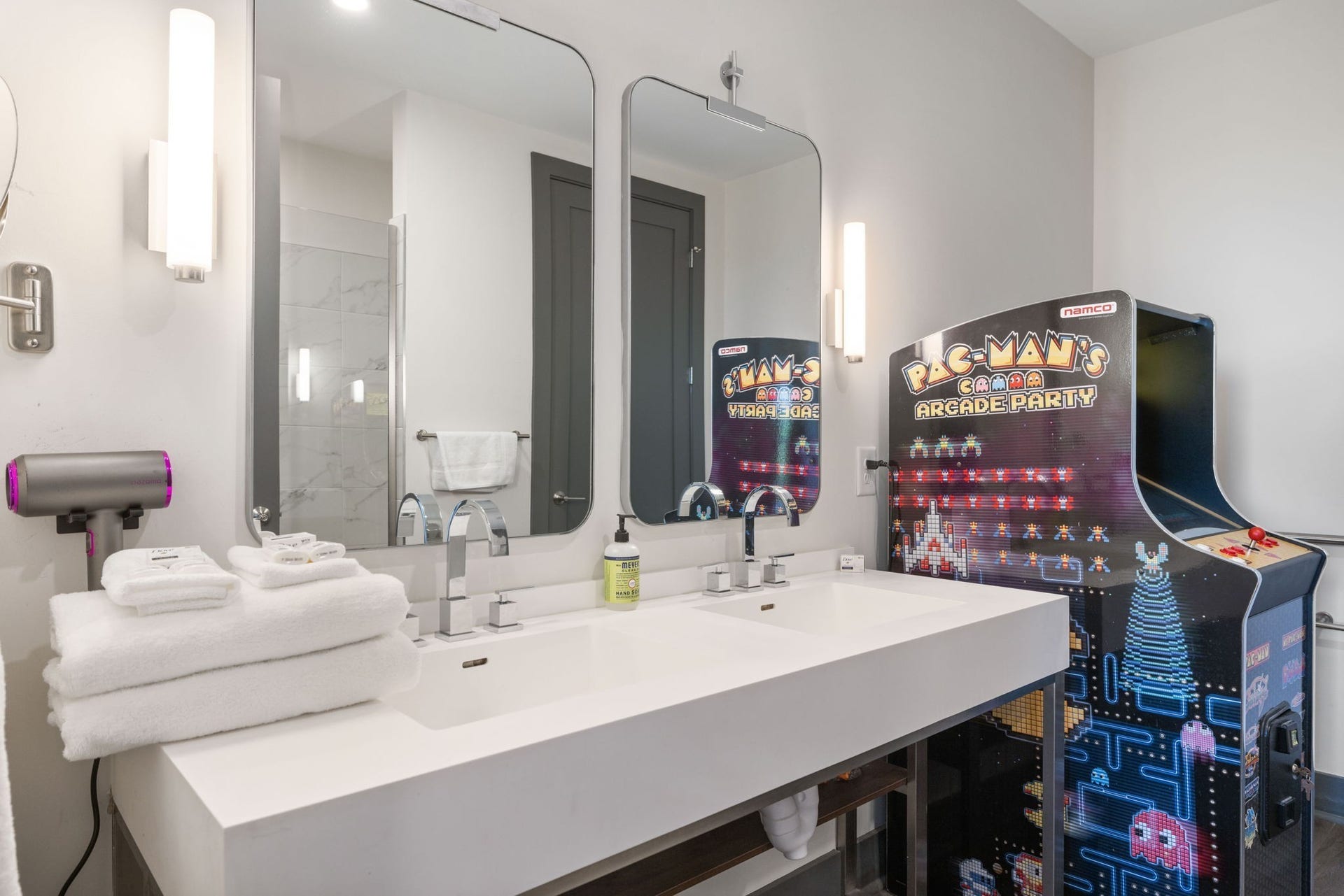 65 Lindsley Ave, #412, Nashville, TN 37210 65 Lindsley Ave, #412, Nashville, TN 37210